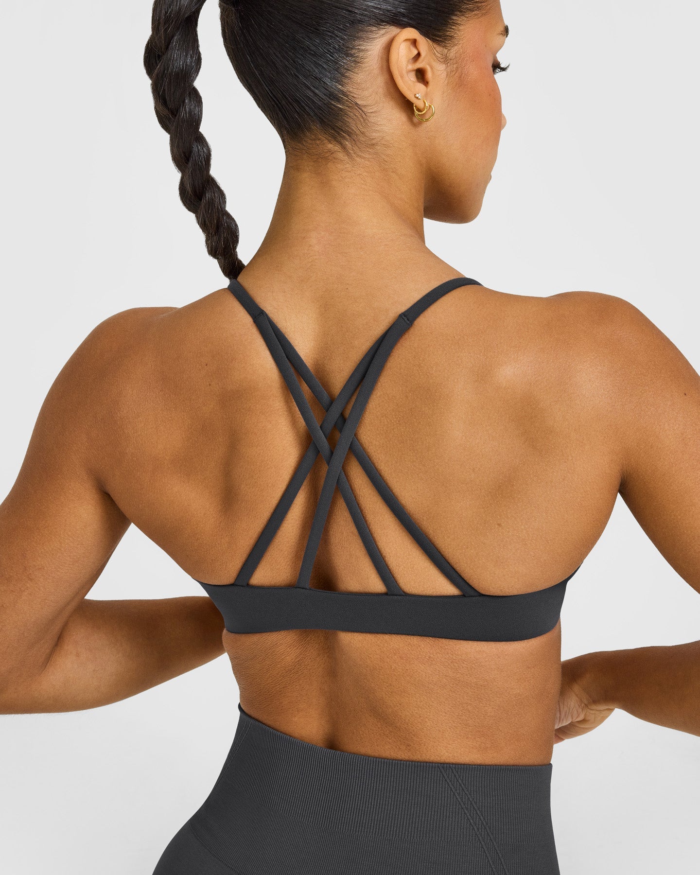 EasyLift Strappy Sports Bra with White Logo | Coal - Image 4