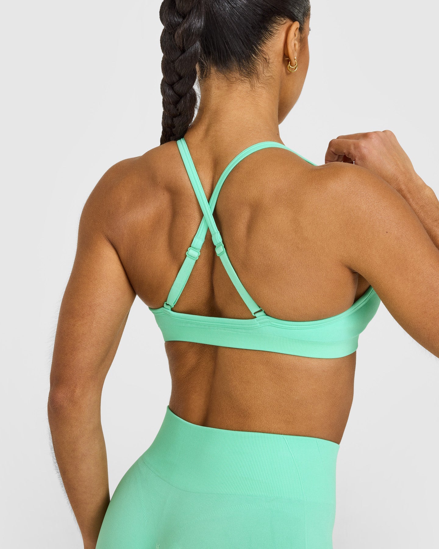 EnhanceLift Seamless Strappy Sports Bra with White Logo | Peppermint Green - Image 4