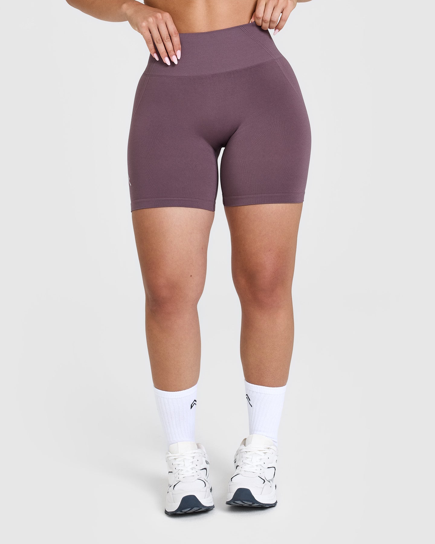 EffortlessLift Seamless Shorts with White Logo | Vintage Purple