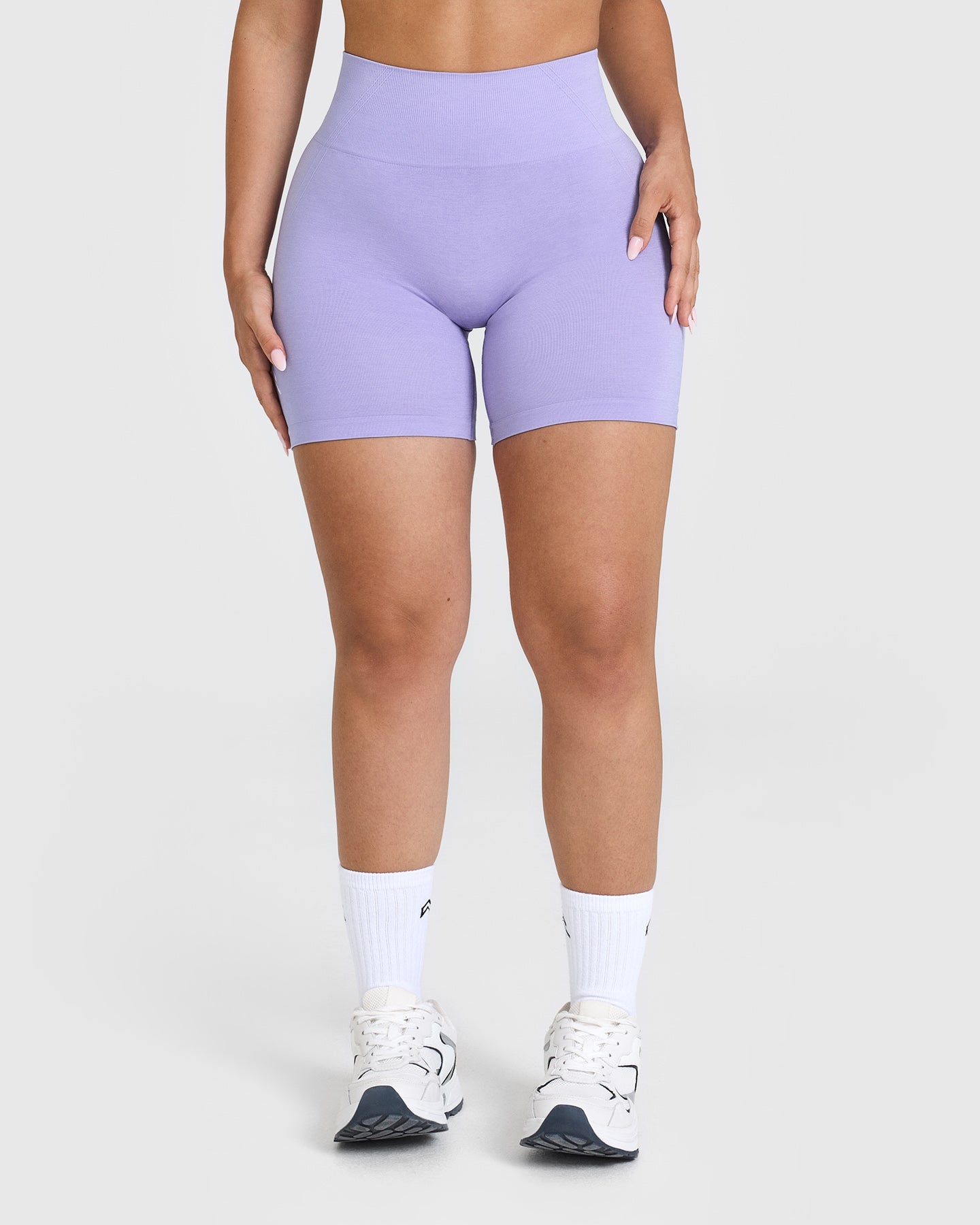 EffortlessLift Seamless Shorts with White Logo | Vintage Violet
