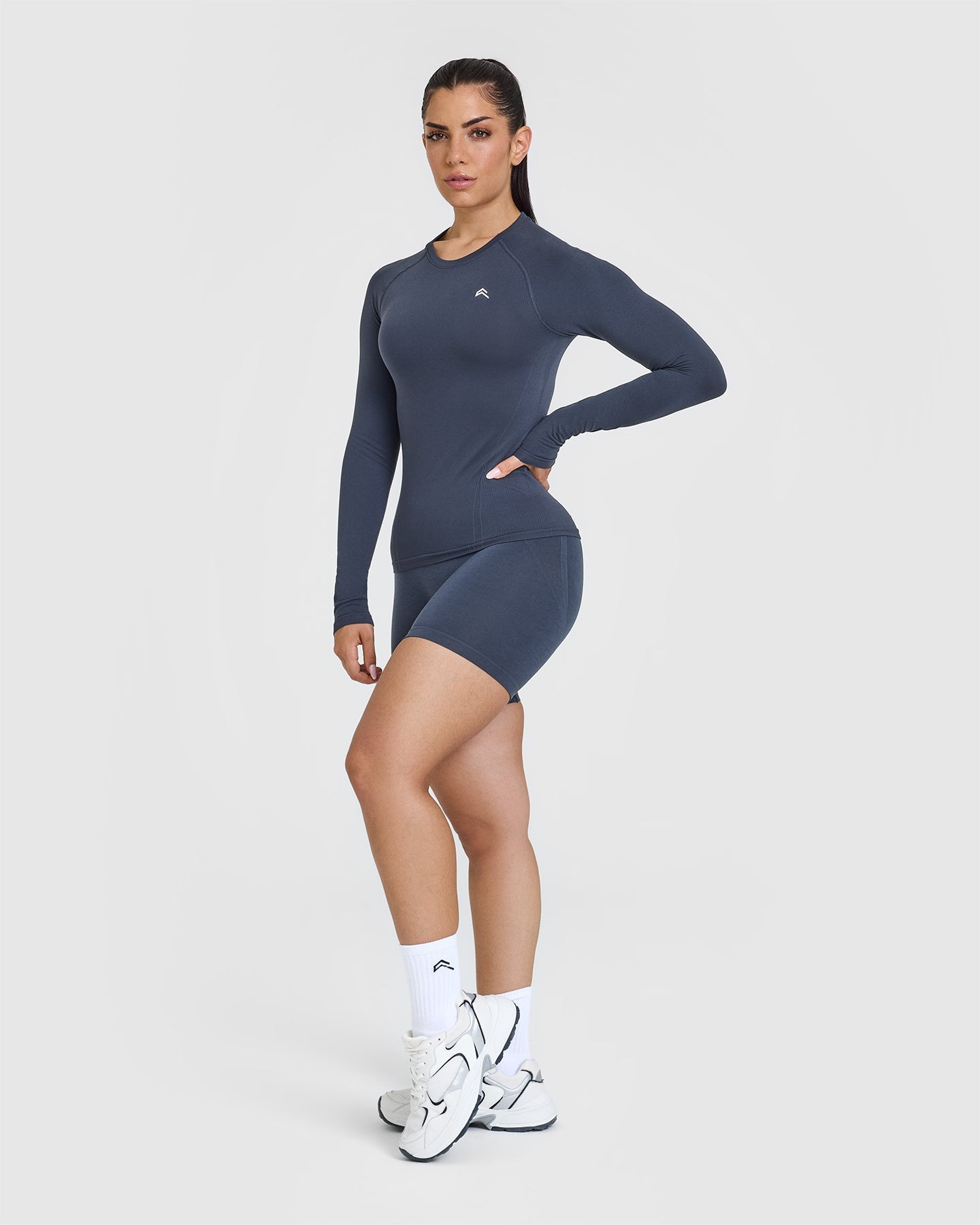 Go To Seamless Fitted Long Sleeve Top | True Blue - Image 3