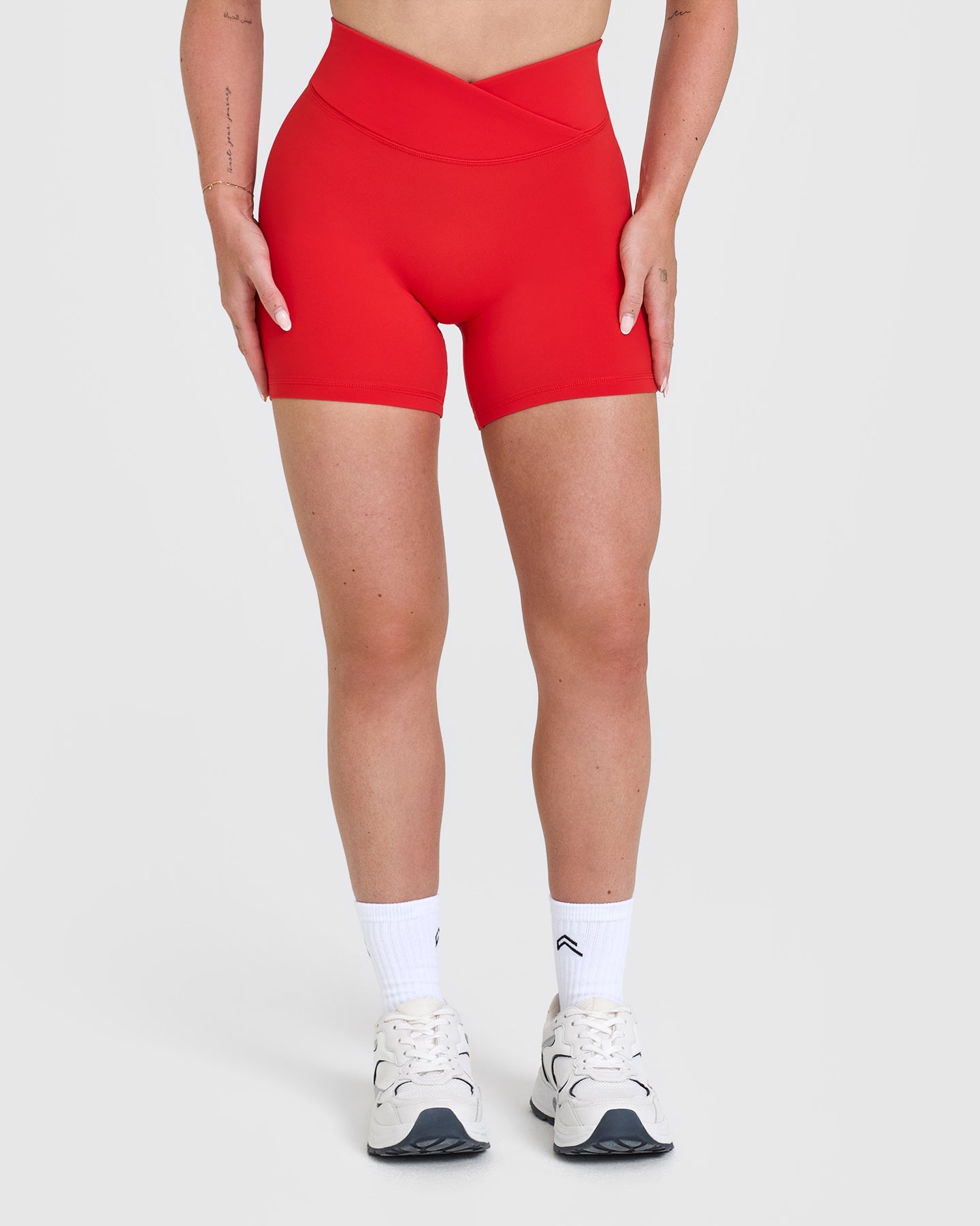 UnifiedMove Wrap Shorts 6" | Muscle Mommy Red
