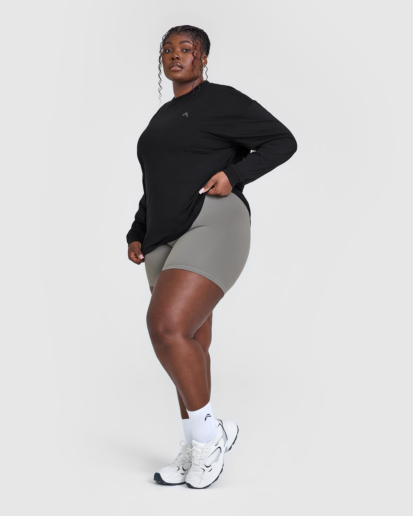 Classic Oversized Lightweight Long Sleeve Top | Black - Image 3