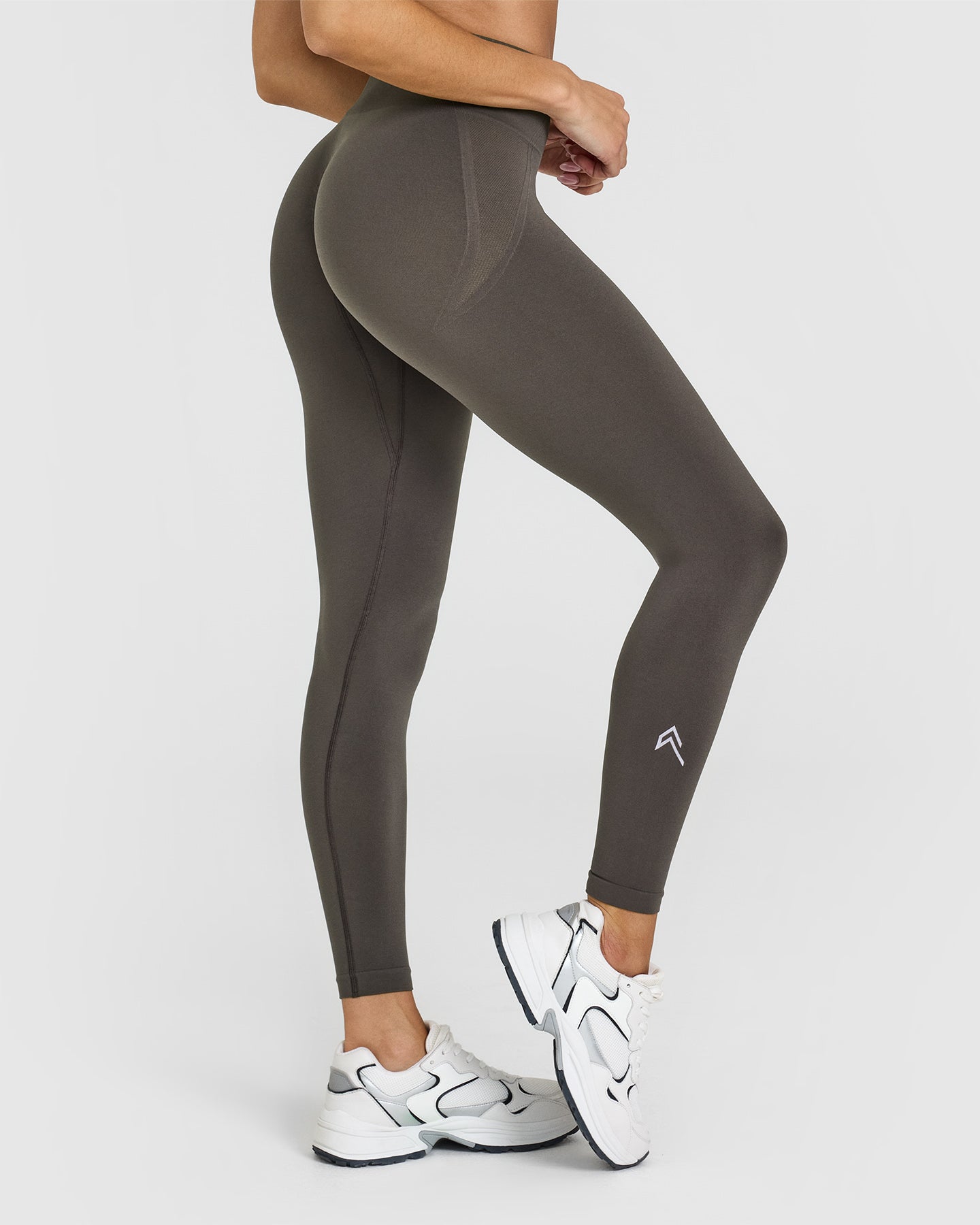 Alternative view of EffortlessLift Seamless Leggings with White Logo | Deep Taupe