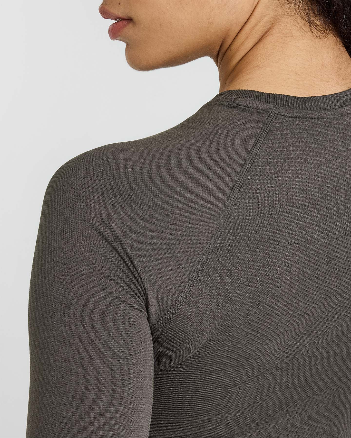 Go To Seamless Fitted Long Sleeve Top | Deep Taupe - Image 5