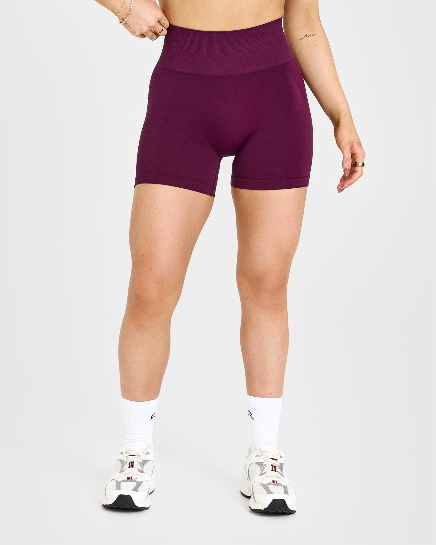 EffortlessLift Seamless Shorts with White Logo | Ripe Fig