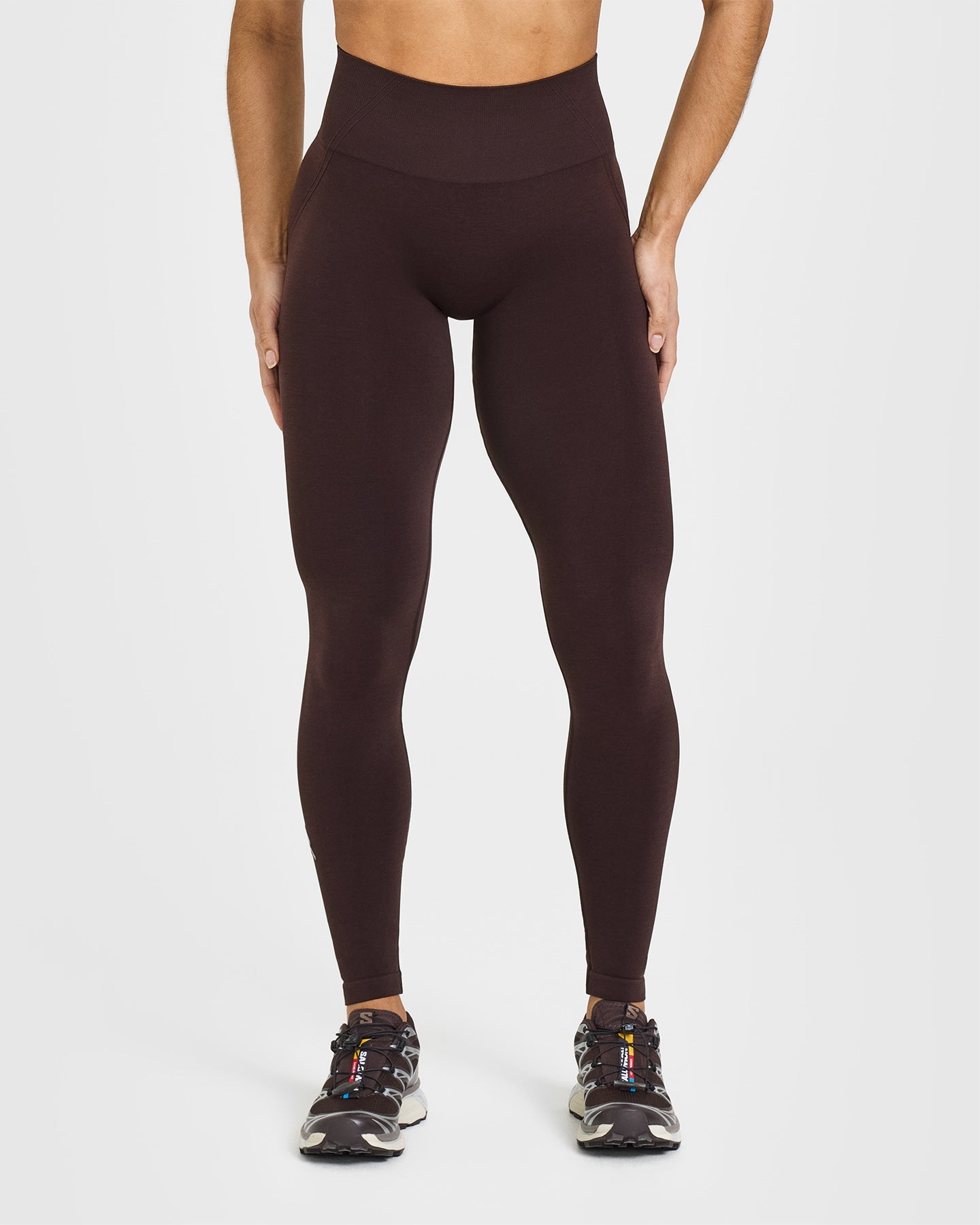 Alternative view of EffortlessLift Seamless Leggings with White Logo | Plum Brown