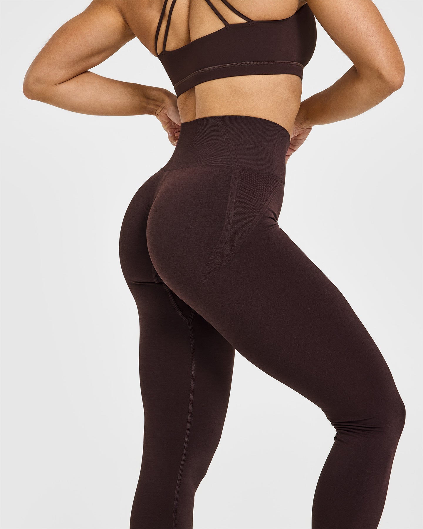 EffortlessLift Seamless Leggings with White Logo | Plum Brown - Image 5