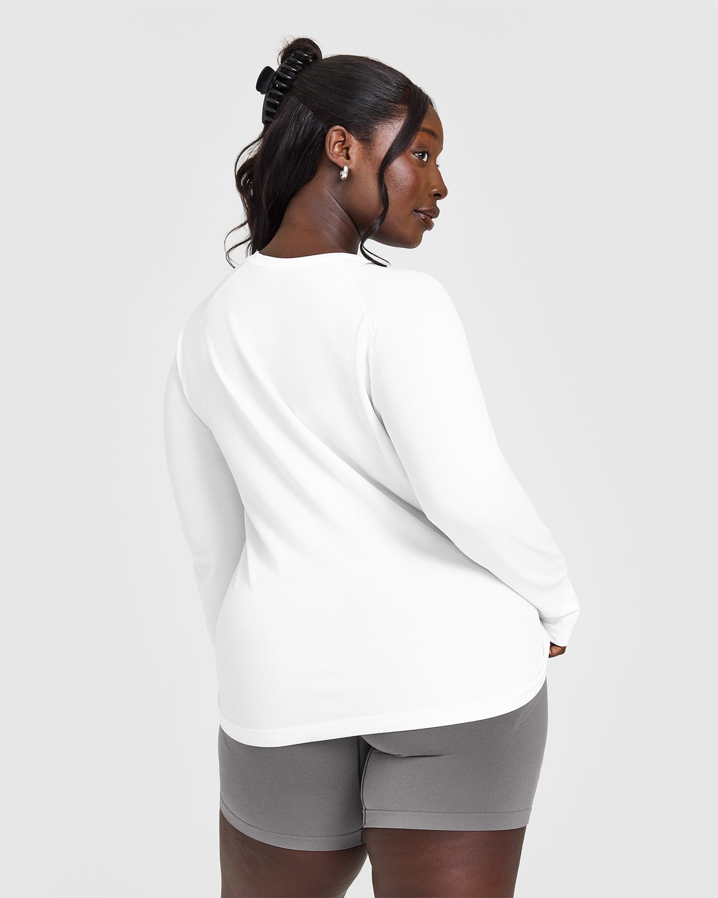 Alternative view of Go To Seamless Loose Long Sleeve Top | White