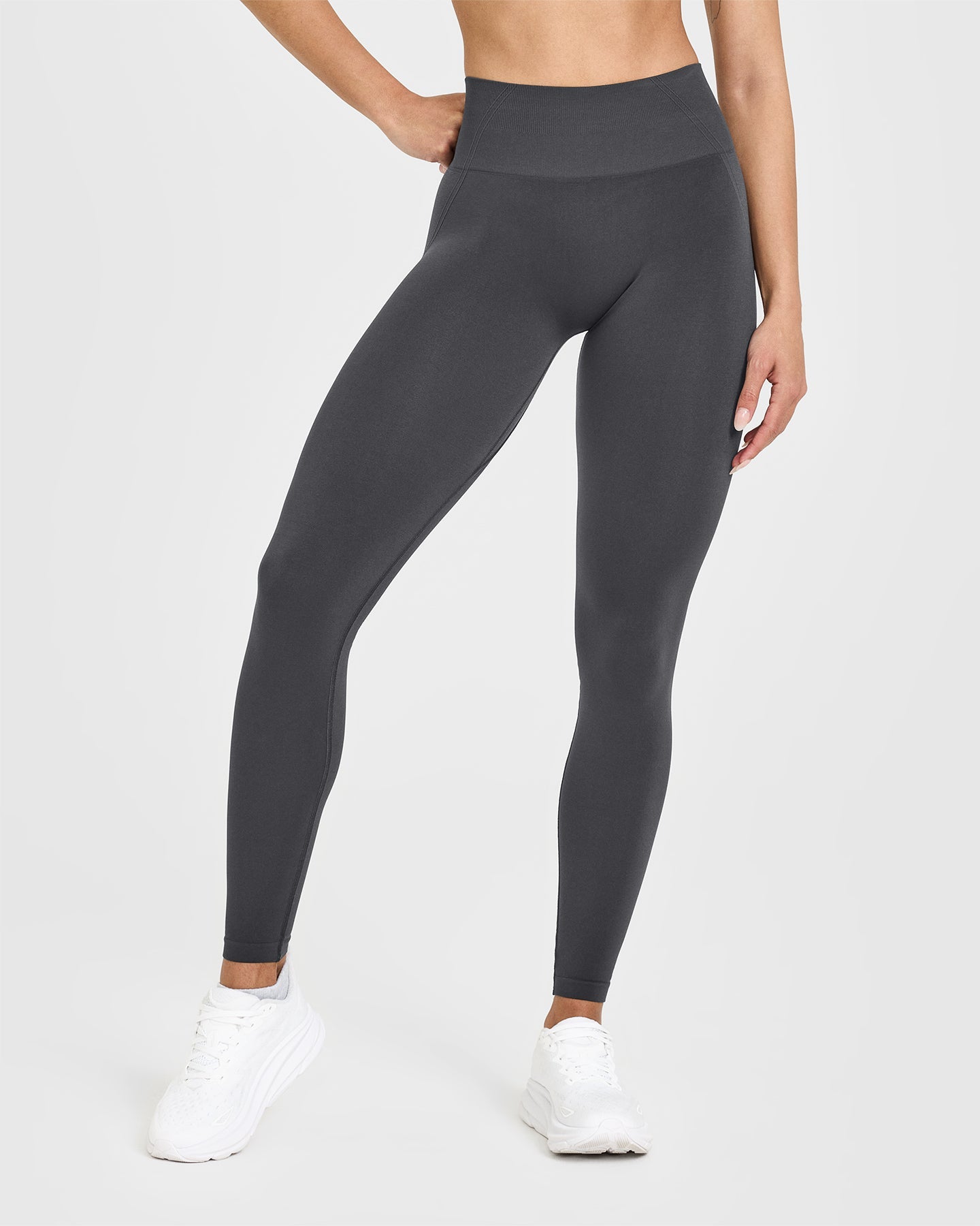 Alternative view of EffortlessLift Seamless Leggings with White Logo | Coal