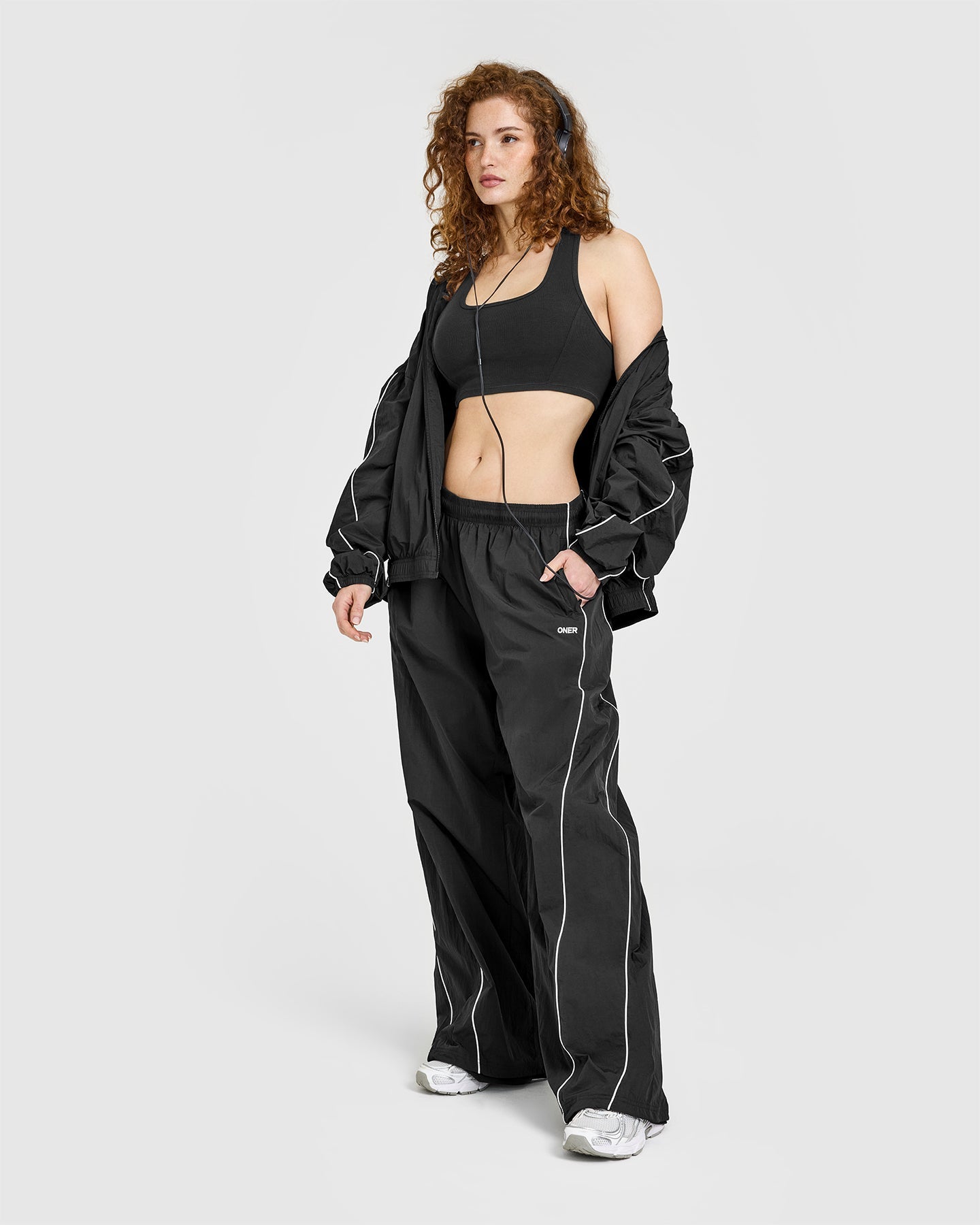 Mellow Rib Square Neck Bra | Soft Black - Image 3