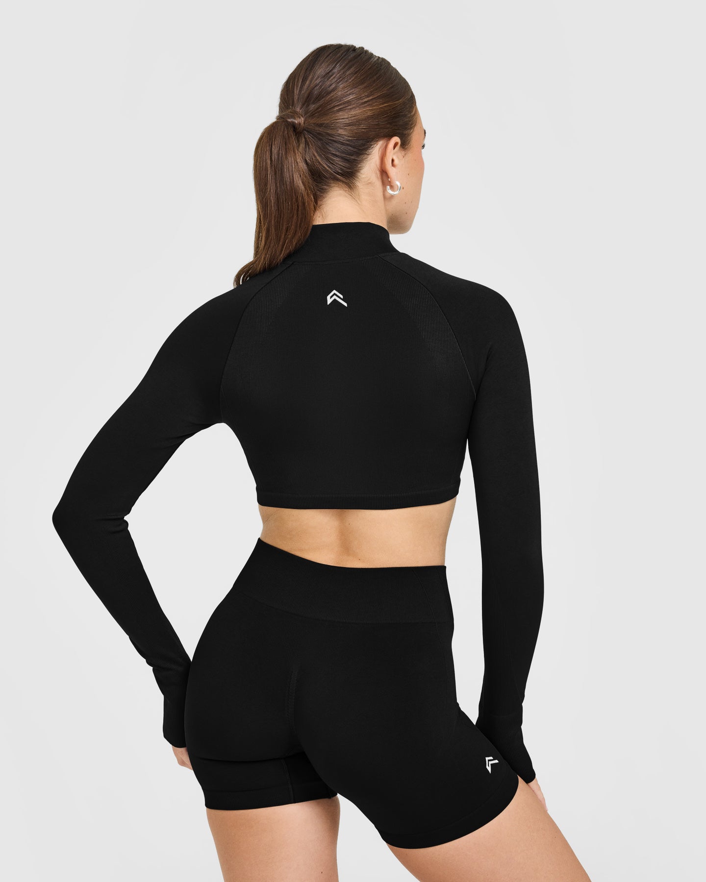 Alternative view of EnhanceLift Seamless Crop Jacket with White Logo | Black