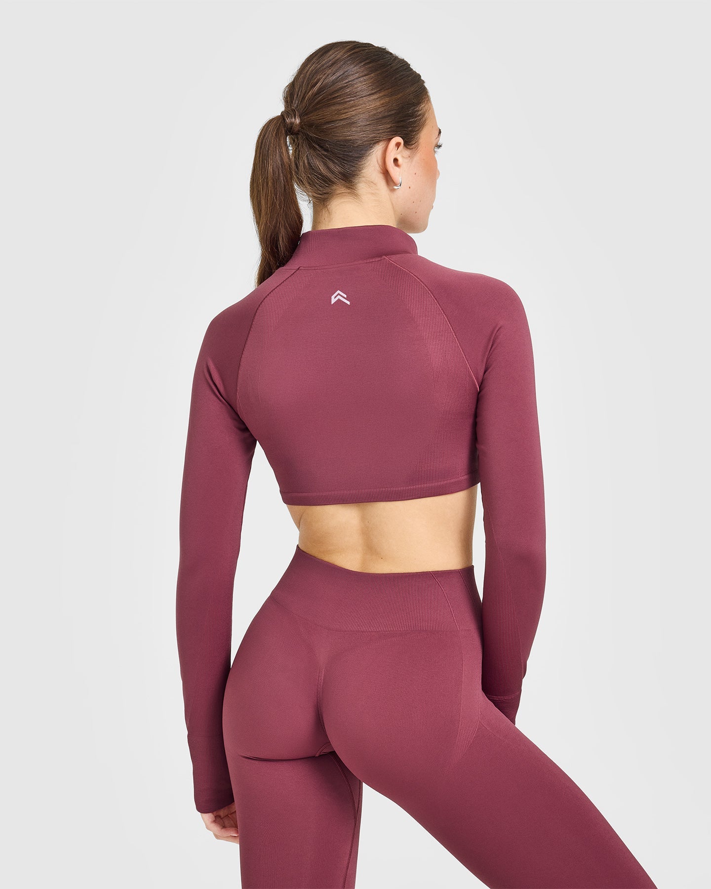 Alternative view of EnhanceLift Seamless Crop Jacket with White Logo | Burnt Maroon