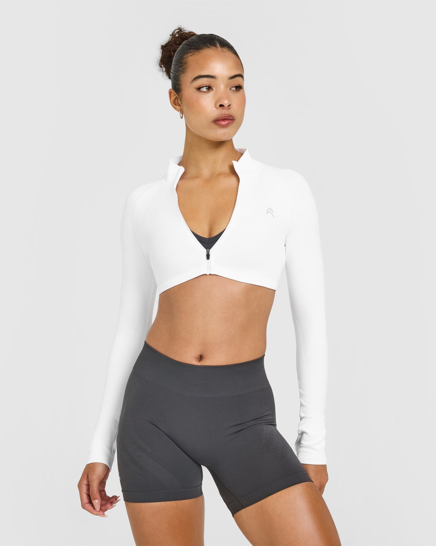 EnhanceLift Seamless Crop Jacket | White