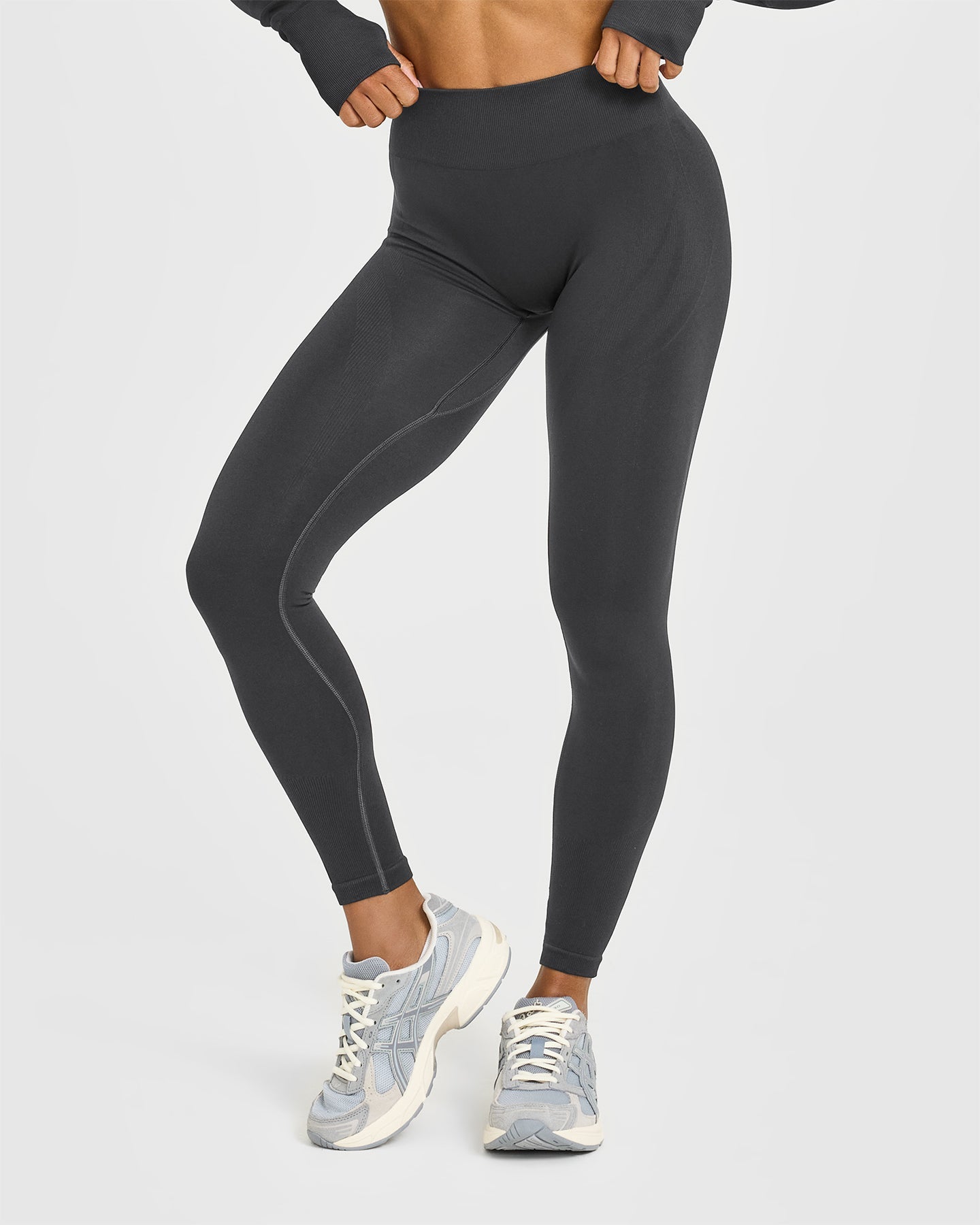 Alternative view of EnhanceLift Seamless Leggings with White Logo | Coal