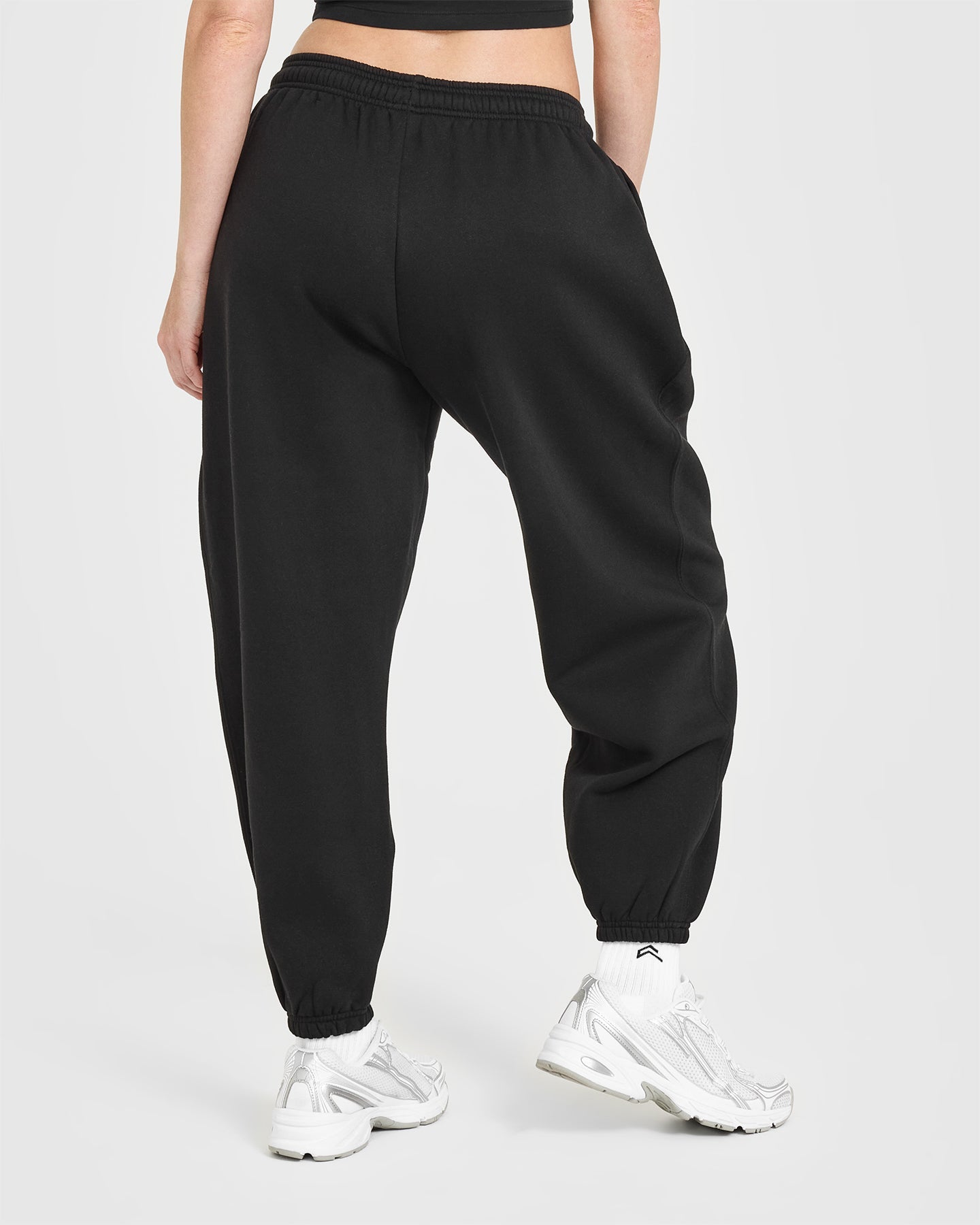Foundations Oversized Oner 25 Joggers | Black - Image 4