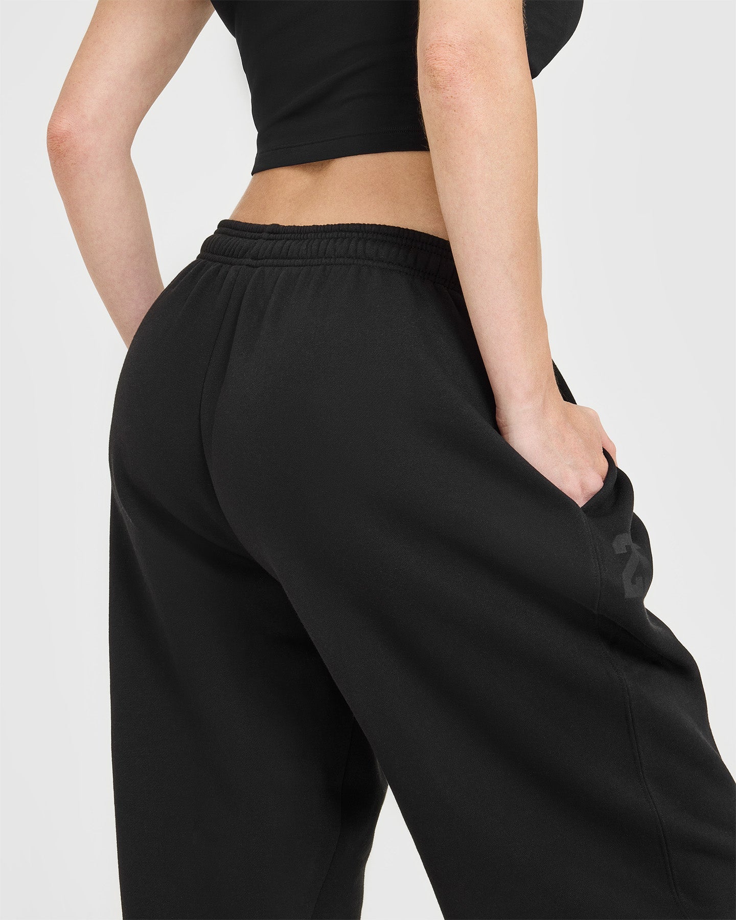 Foundations Oversized Oner 25 Joggers | Black - Image 5