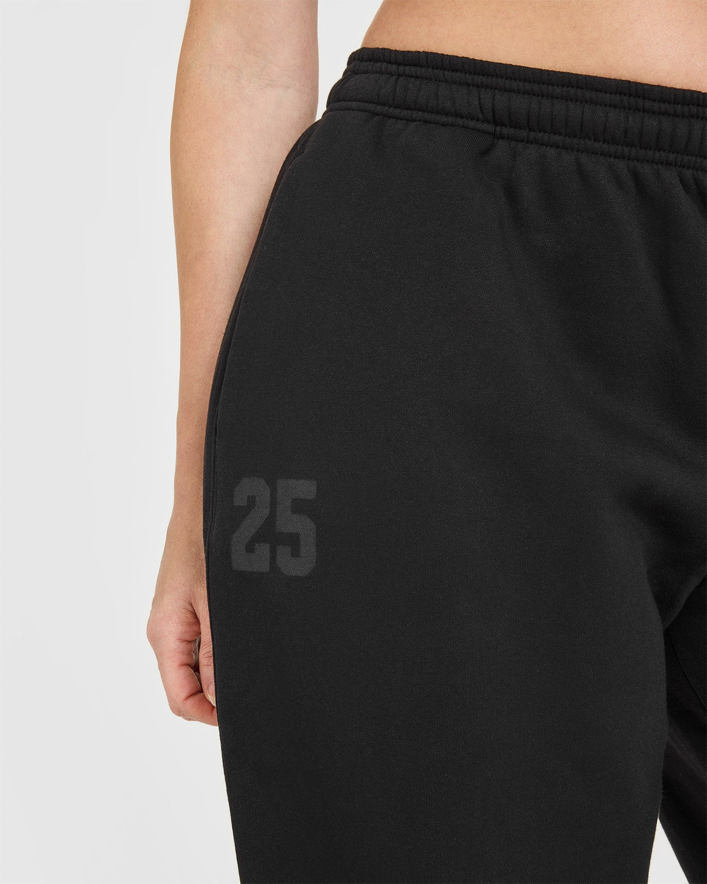 Foundations Oversized Oner 25 Joggers | Black - Image 6