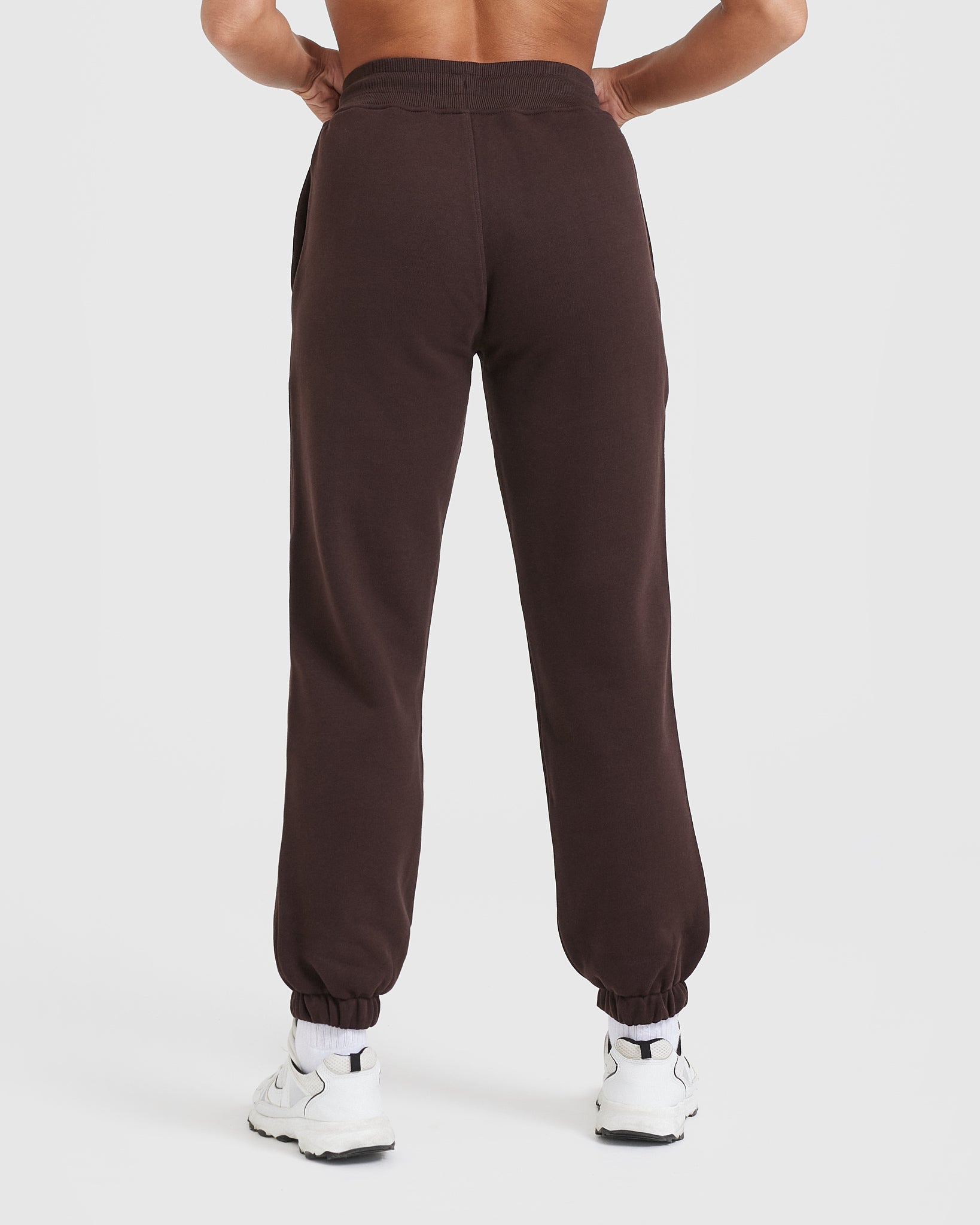 Alternative view of All Day Joggers | 70% Cocoa
