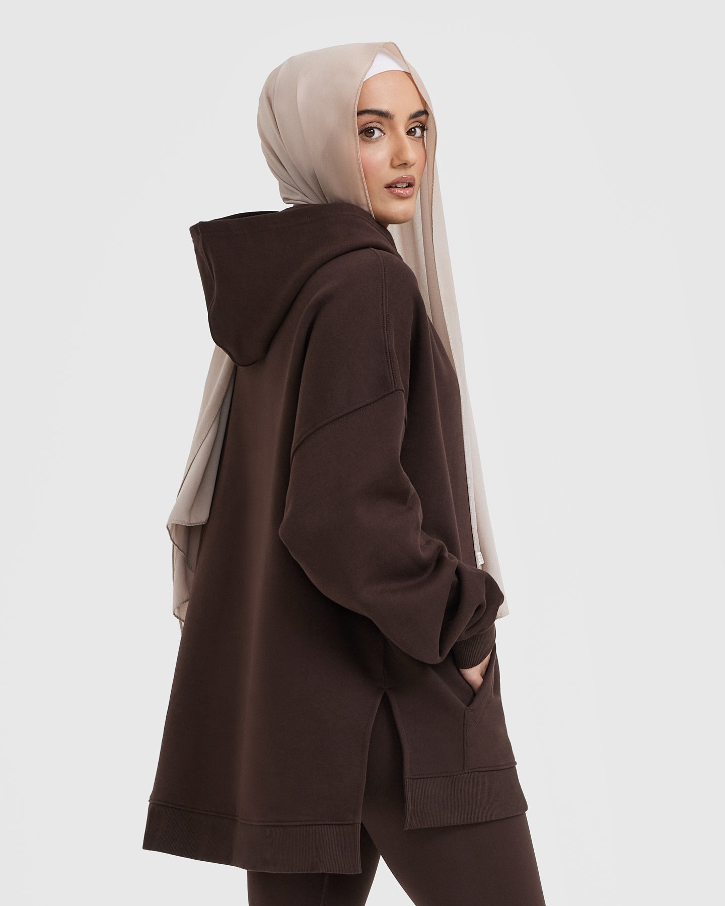 Alternative view of All Day Longline Hoodie | 70% Cocoa