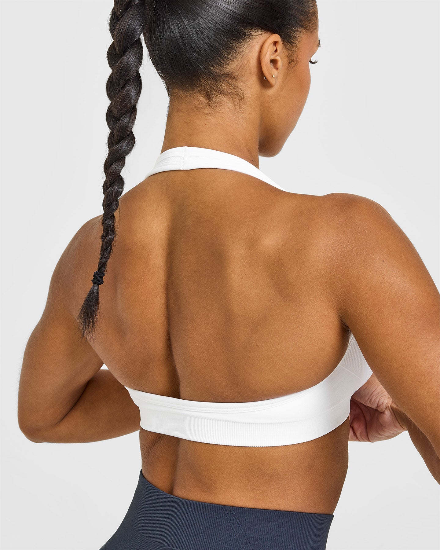 EffortlessLift Seamless Halter Neck Sports Bra | White - Image 4