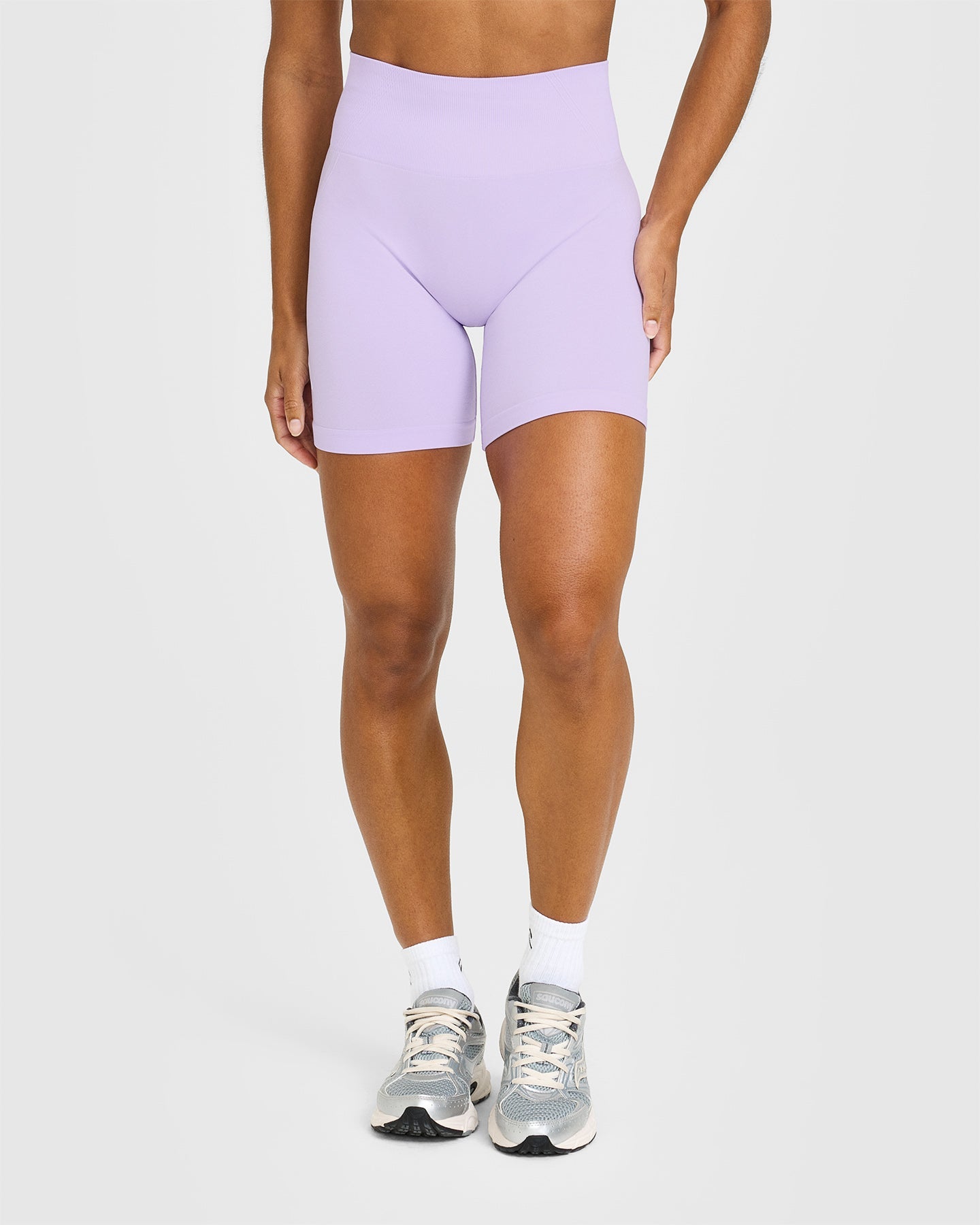EffortlessLift Seamless Shorts with White Logo | Lavender Purple