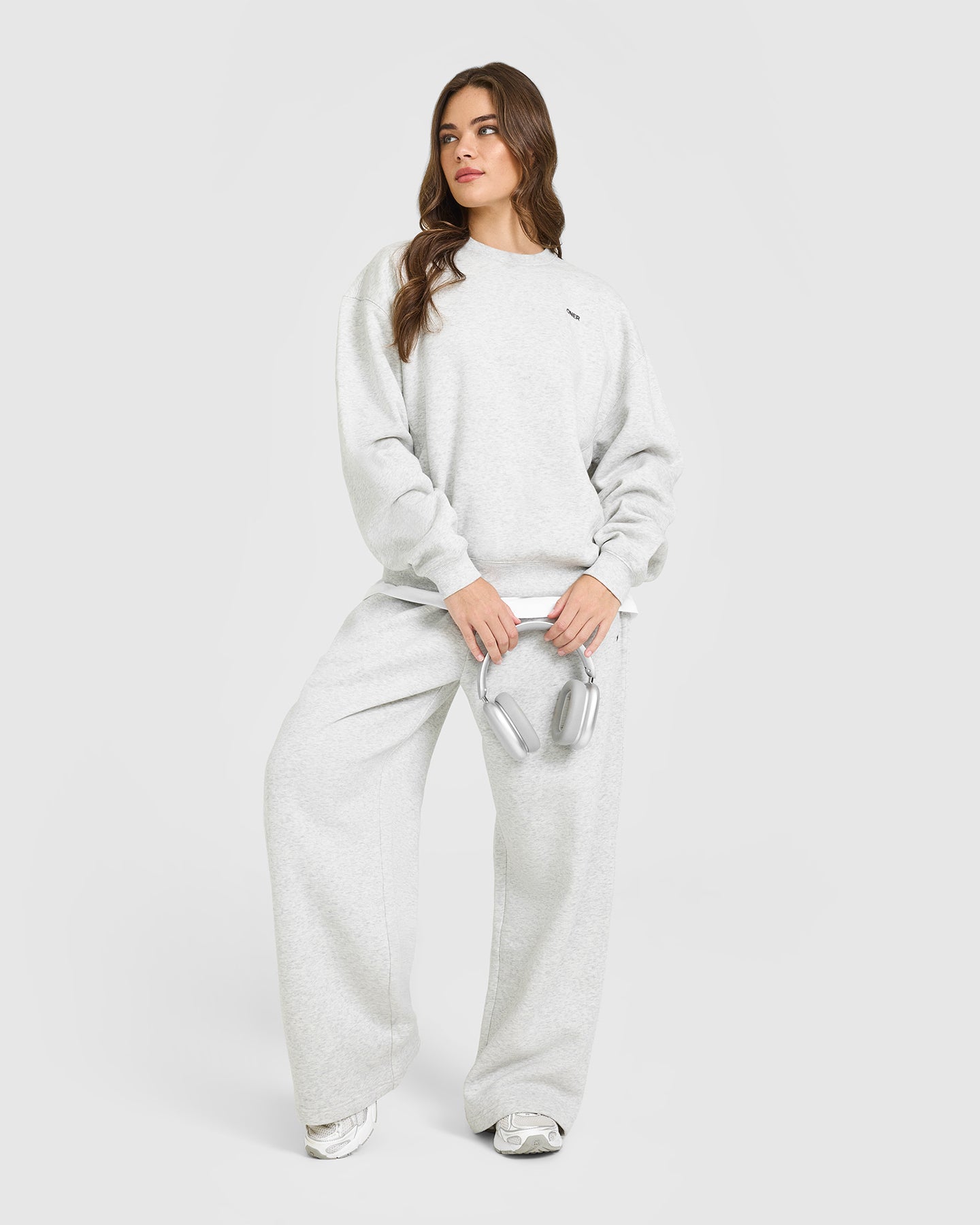 Foundations Crew Neck Sweatshirt | Light Grey Marl - Image 3