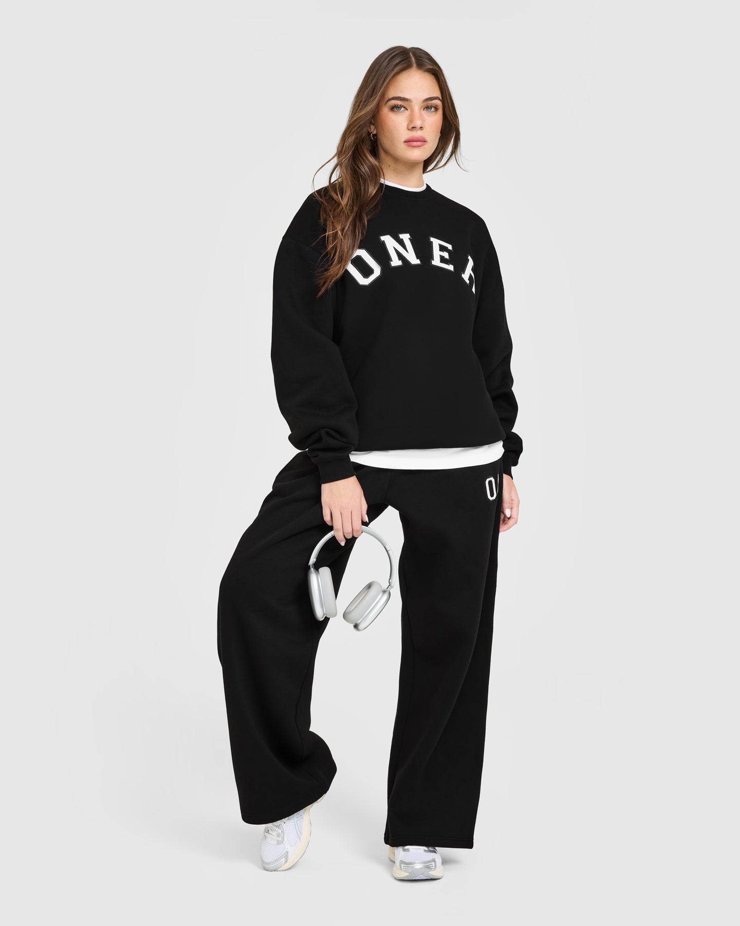 Foundations Oversized Oner Girlfriend Straight Leg Joggers | Black - Image 3