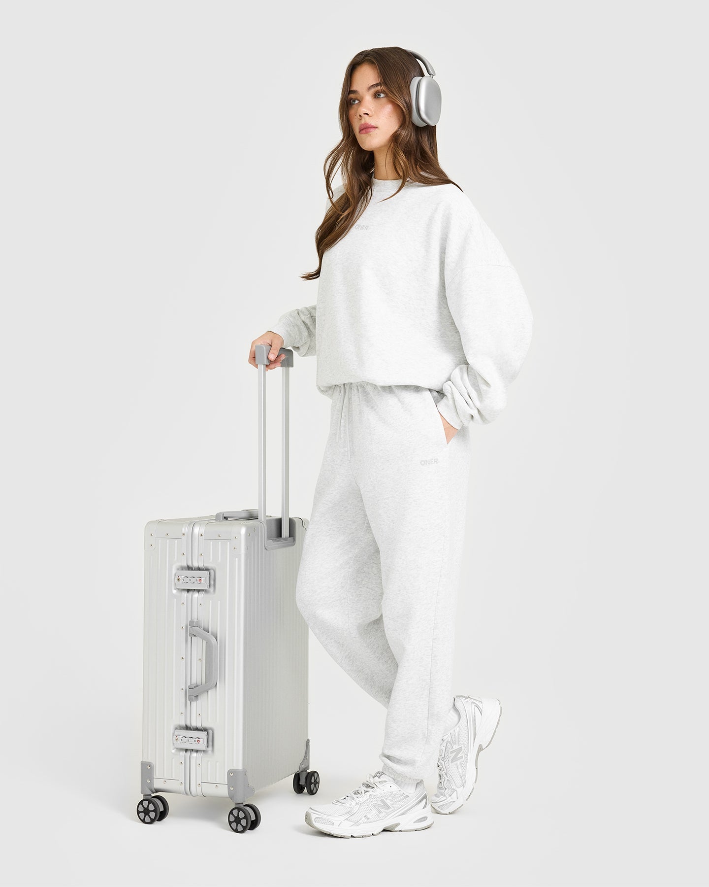 Mid Weight Relaxed Joggers | Light Grey Marl - Image 3