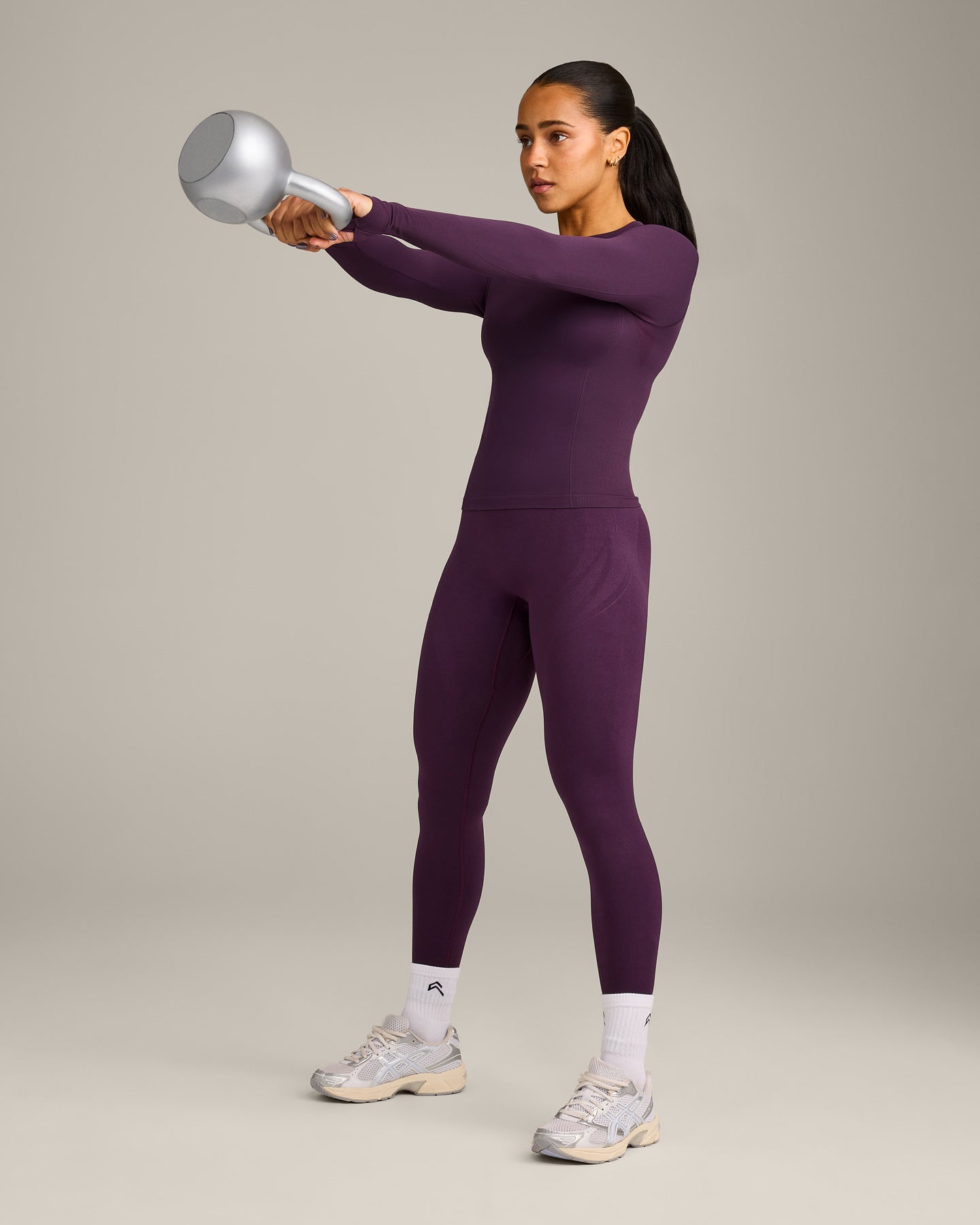 Oner Seamless Fitted Long Sleeve Regular Top | Light Blackberry Purple - Image 3
