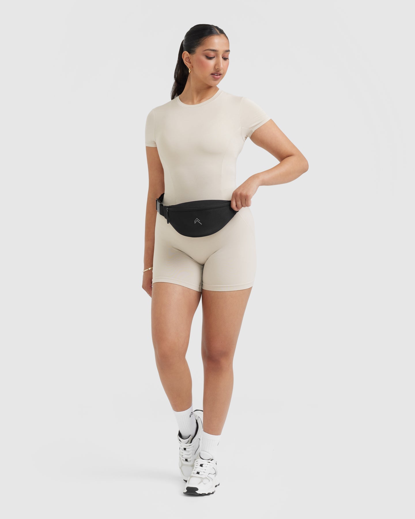 Classic Canvas Bumbag | Black - Image 3