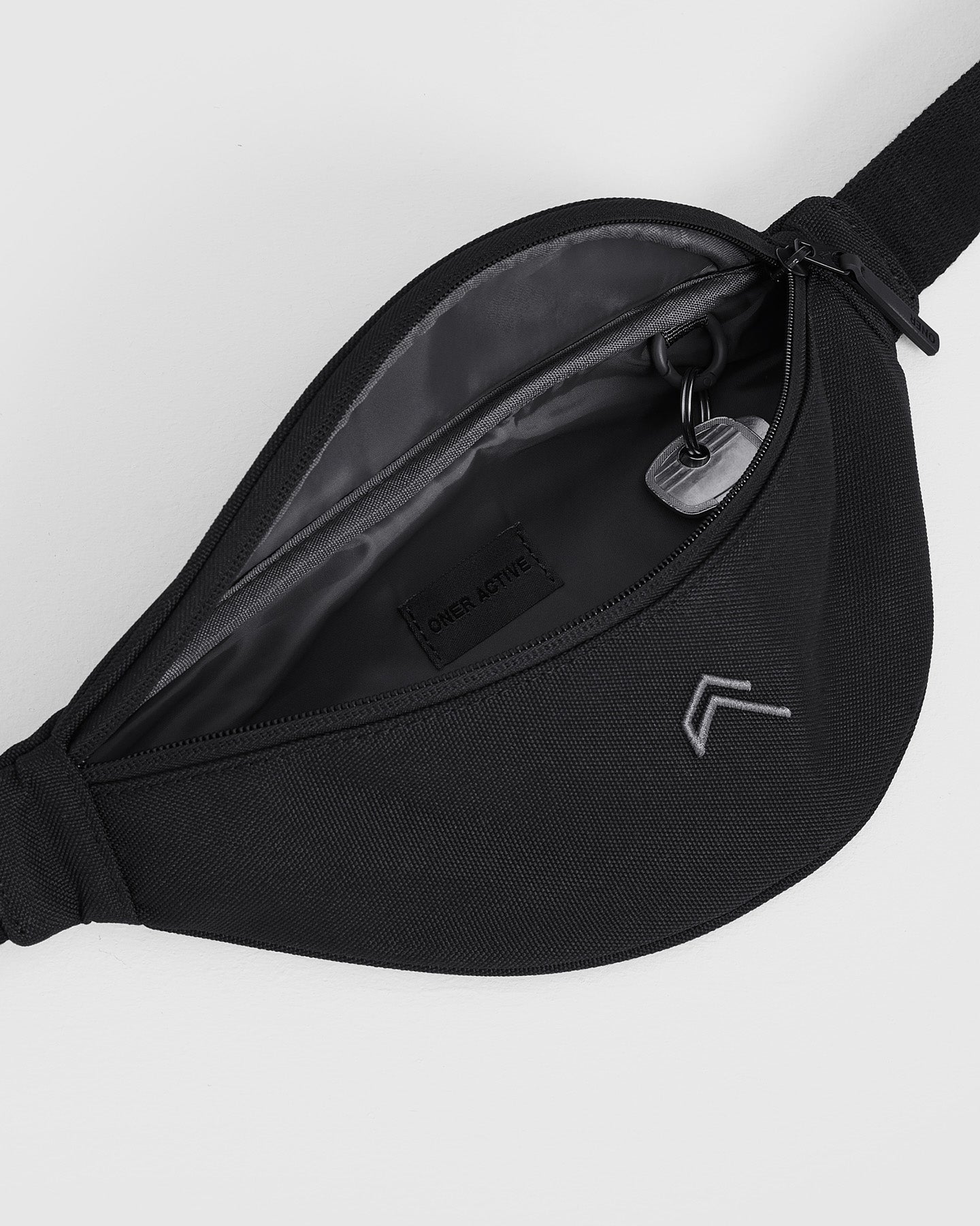 Classic Canvas Bumbag | Black - Image 5