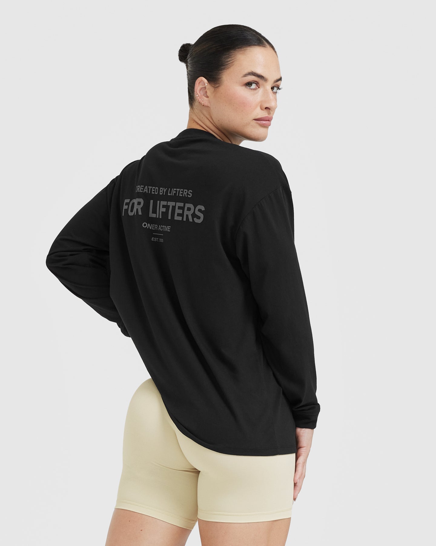 Alternative view of Classic Lifters Graphic Oversized Lightweight Long Sleeve Top | Black