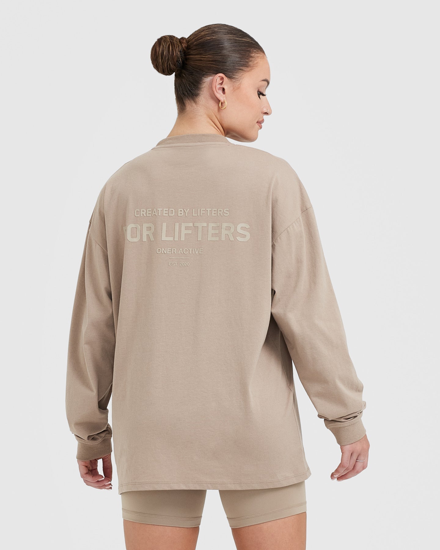 Alternative view of Classic Lifters Graphic Oversized Lightweight Long Sleeve Top | Sandstone