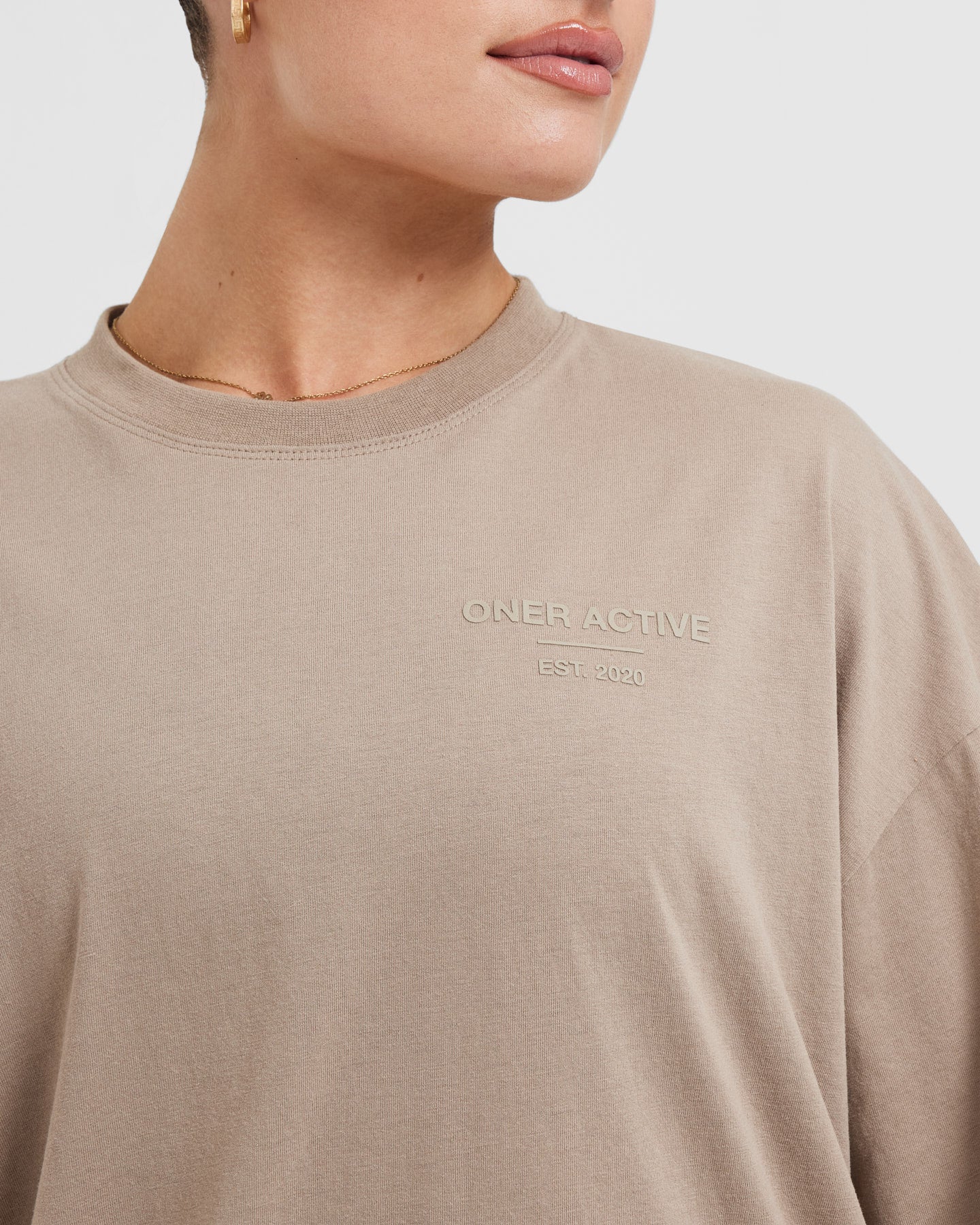 Classic Lifters Graphic Oversized Lightweight Long Sleeve Top | Sandstone - Image 4