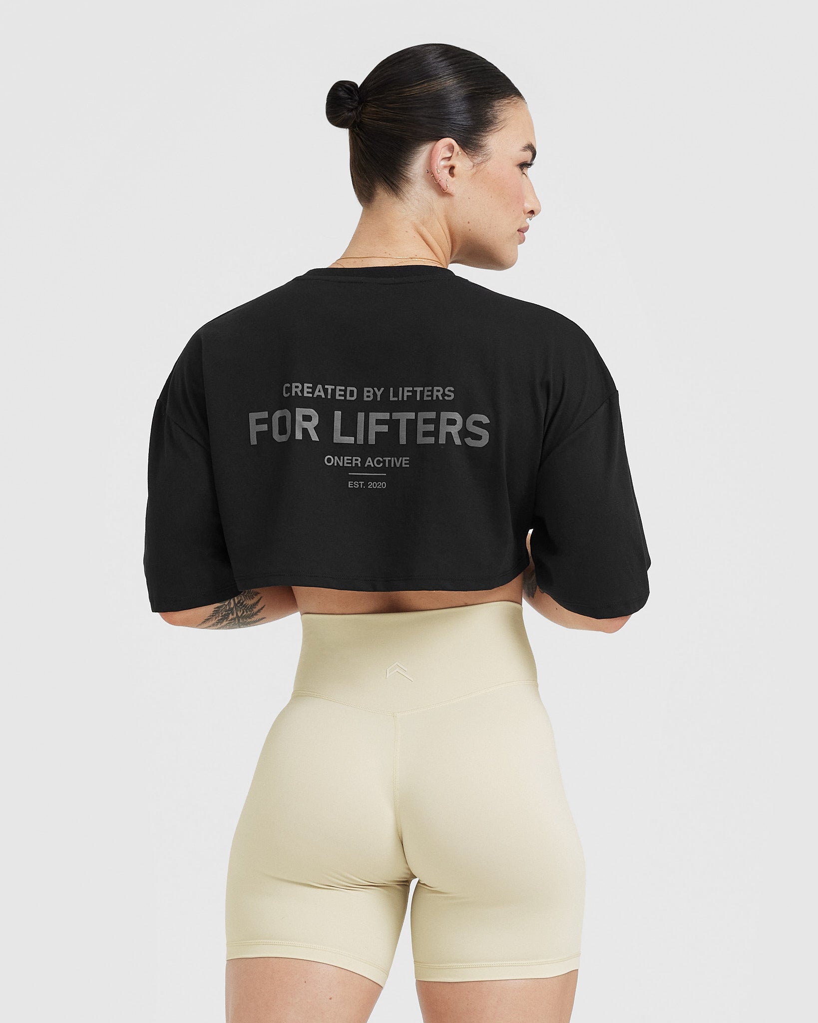 Alternative view of Classic Lifters Graphic Relaxed Crop Lightweight T-Shirt | Black
