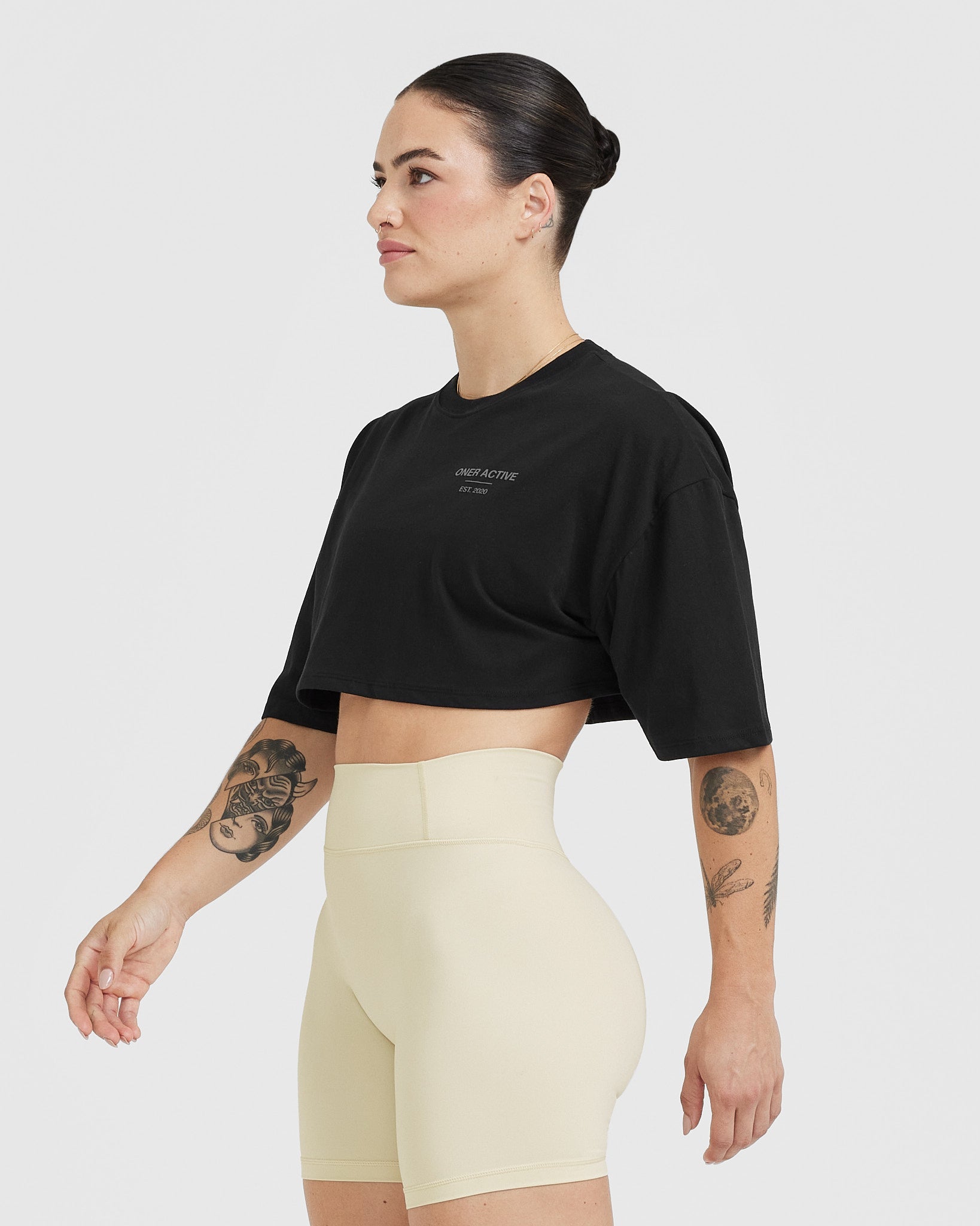 Classic Lifters Graphic Relaxed Crop Lightweight T-Shirt | Black - Image 3