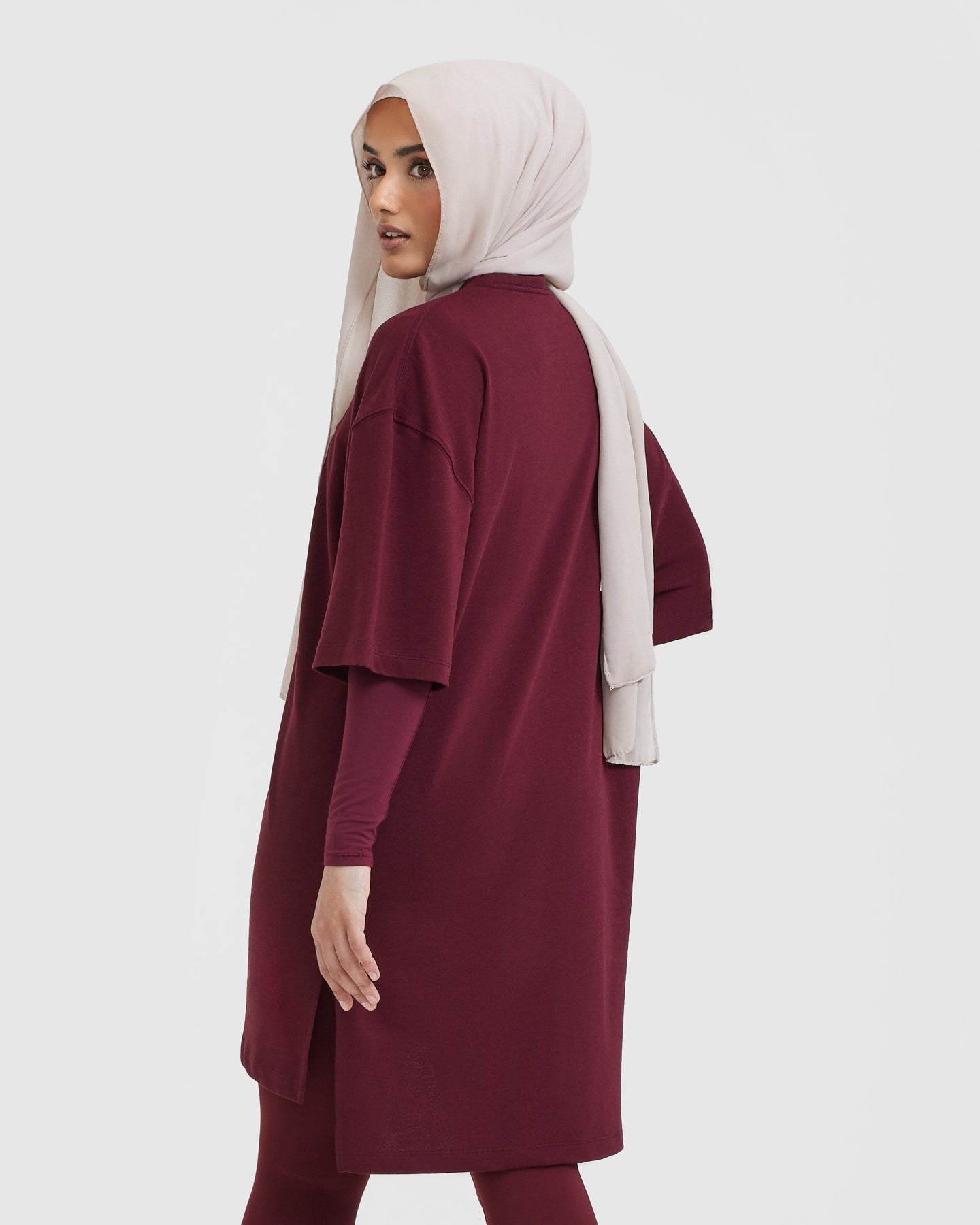 Alternative view of Classic Oversized Longline T-Shirt | Mulled Wine
