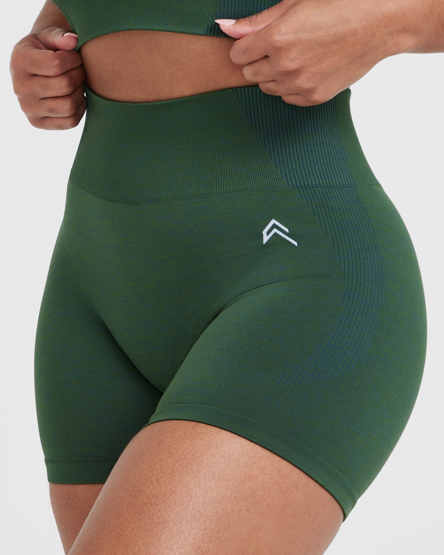 Classic Seamless 2.0 Booty Shorts | Evergreen Marl - Image 4