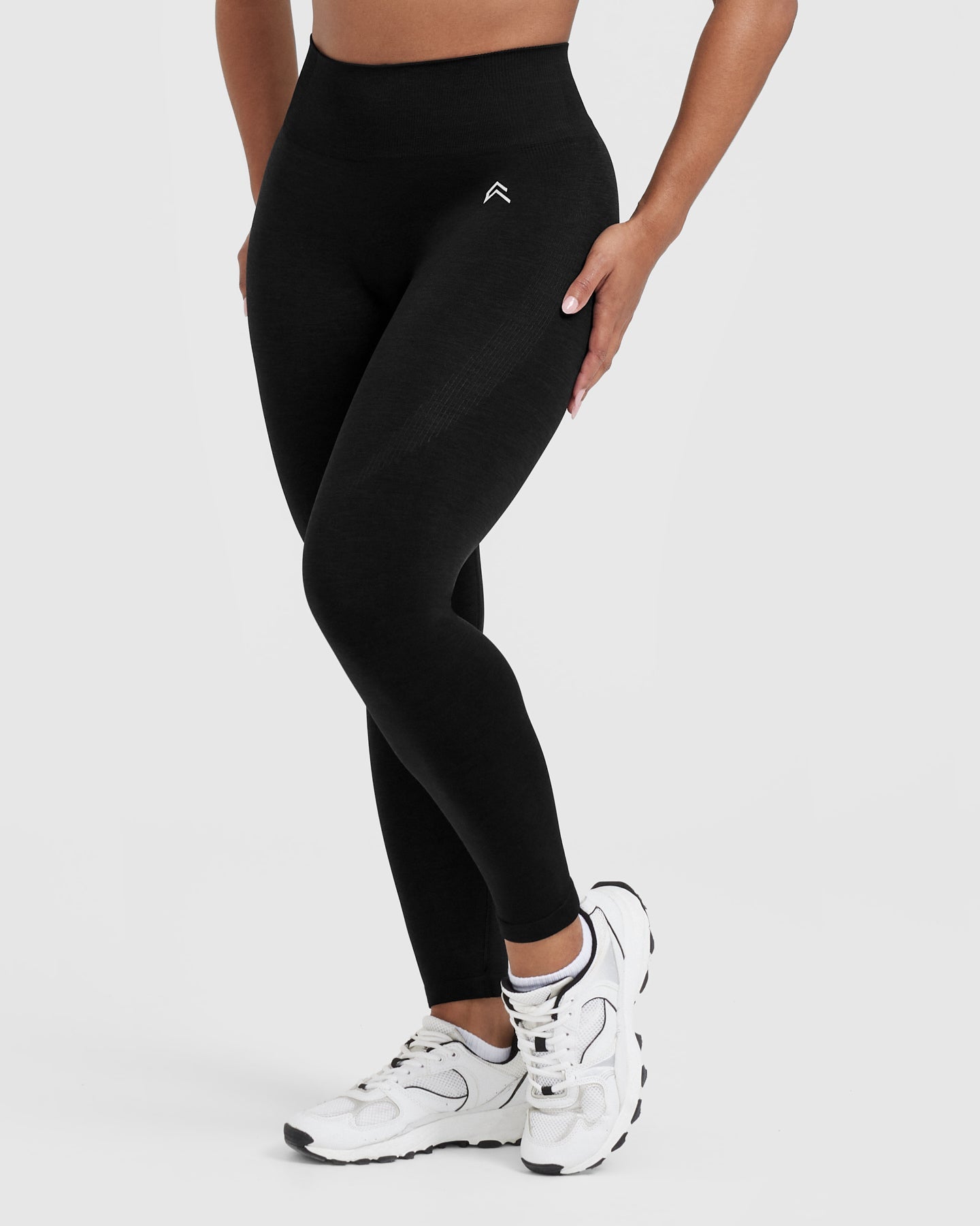 Classic Seamless 2.0 Leggings | Black Marl - Image 3