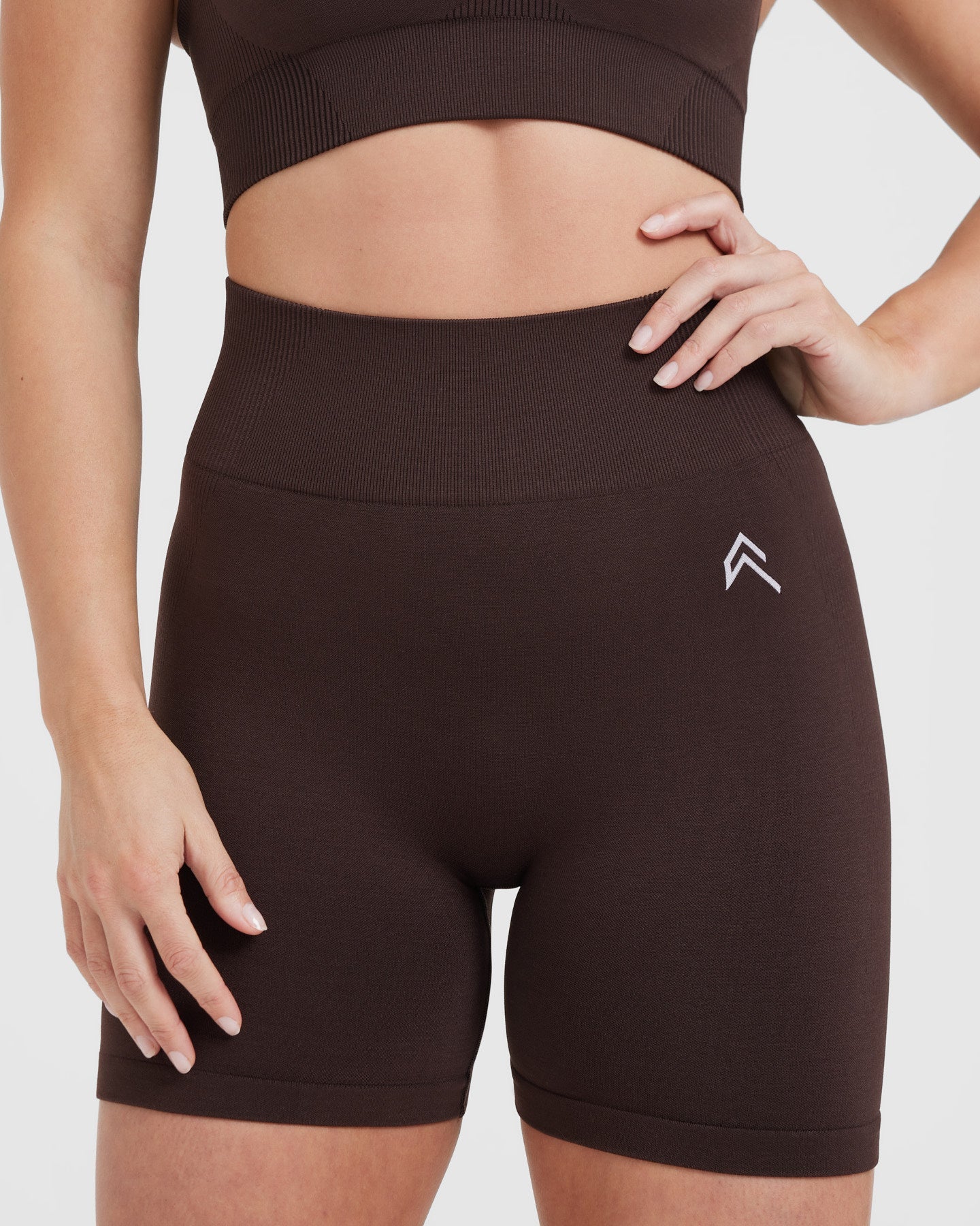 Classic Seamless 2.0 Mid Shorts | 70% Cocoa Marl - Image 4