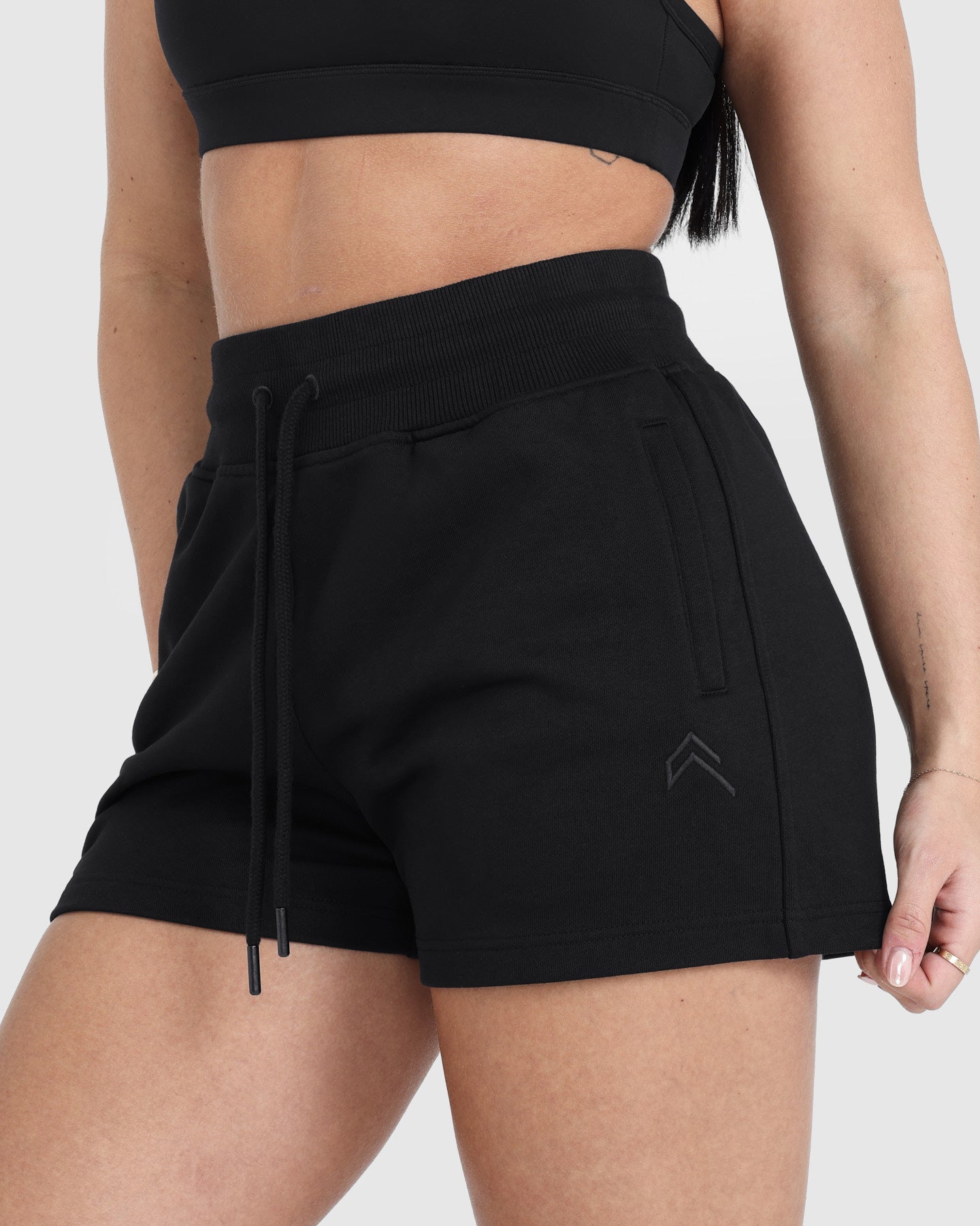 Classic Shorts | Black - Image 4