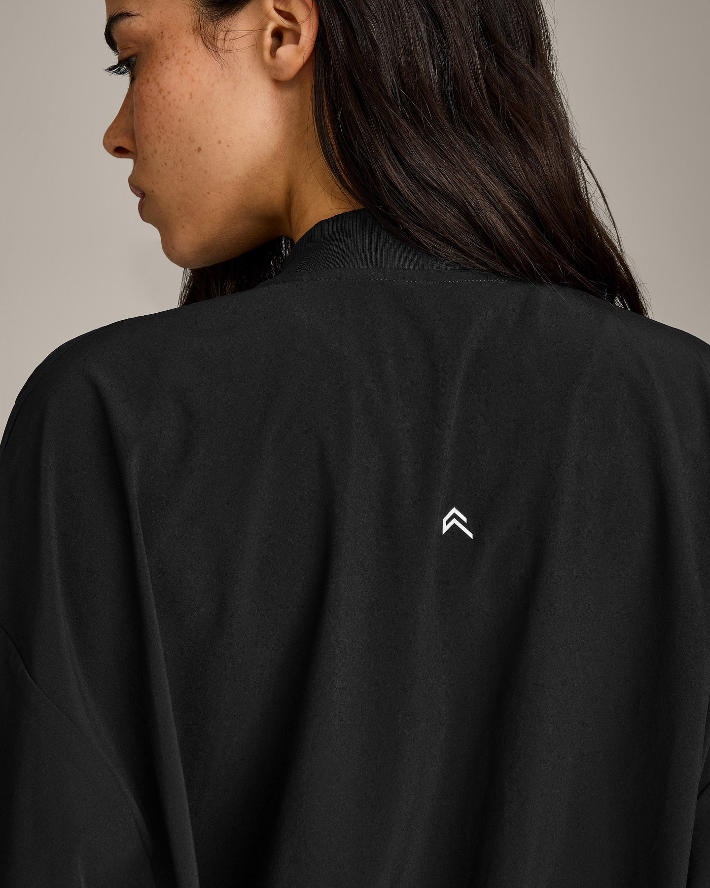 AirMove Mid Bomber Jacket | Black - Image 4