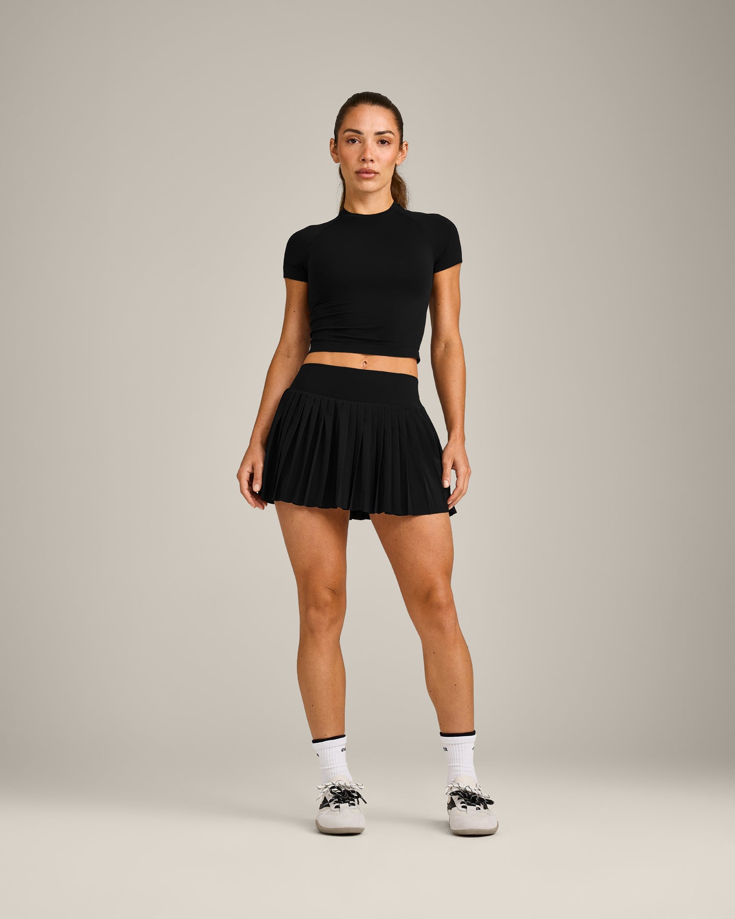 Oner Seamless Fitted Top | Black - Image 3