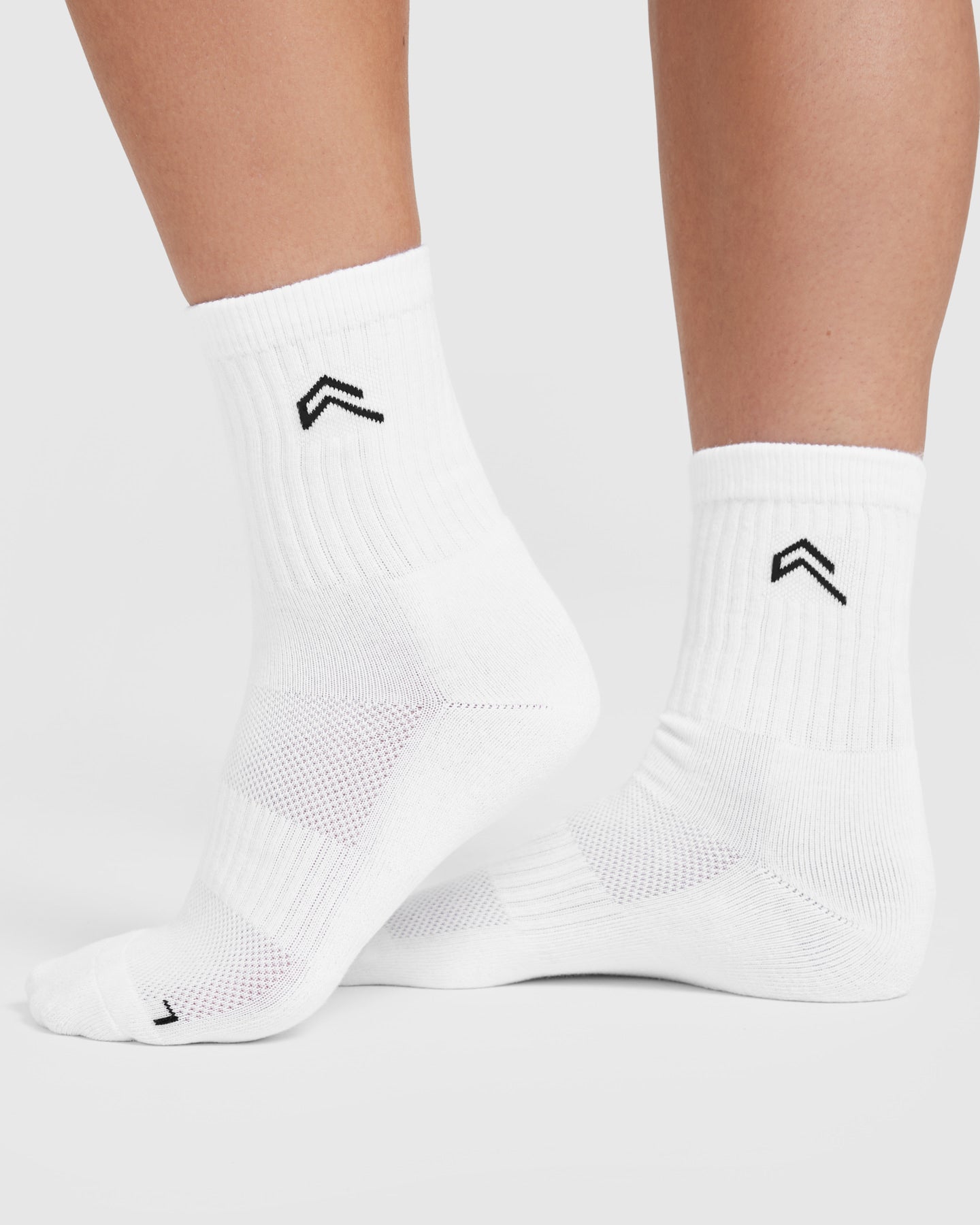 Alternative view of Crew Socks 3 Pack | White/Black