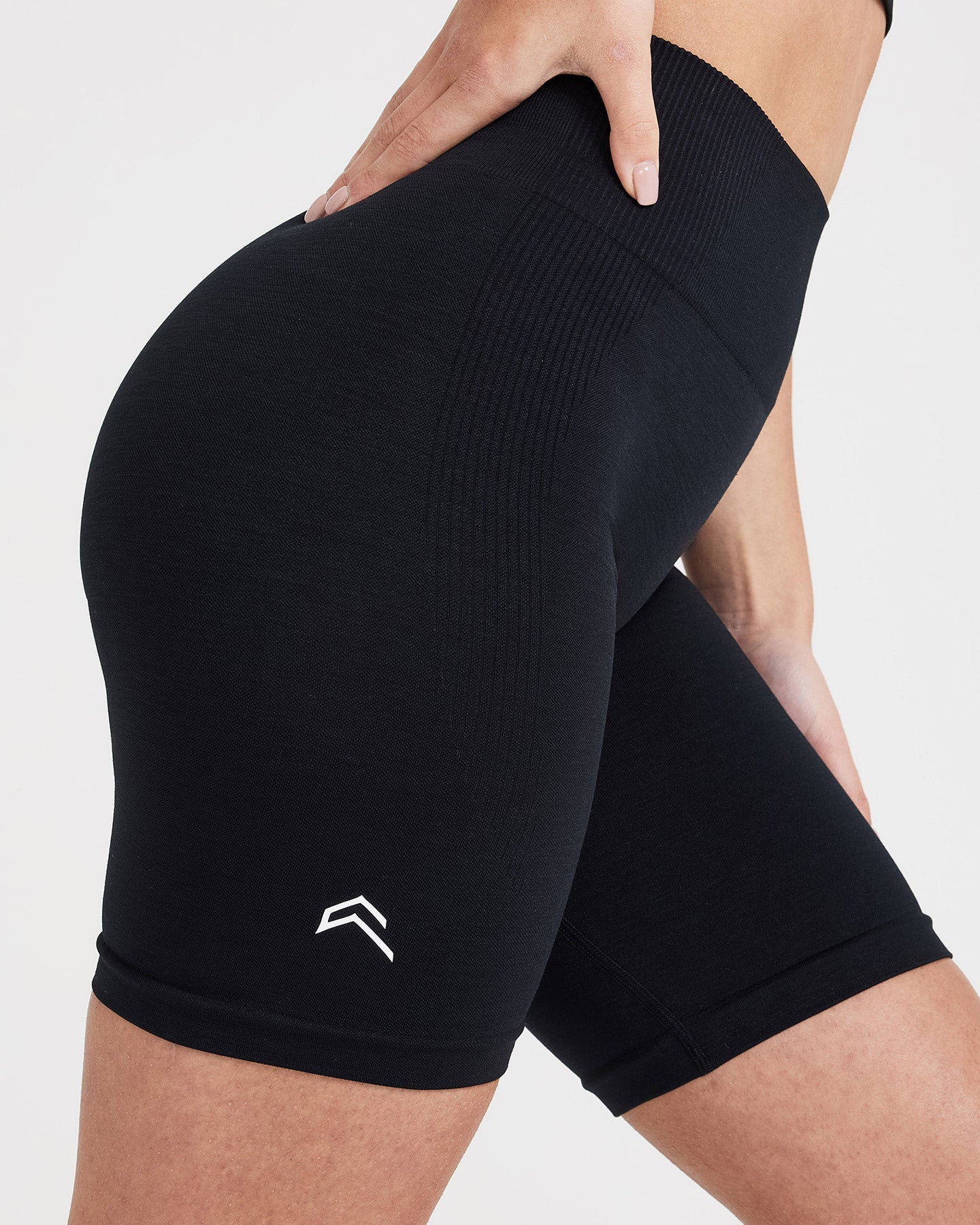 Classic Seamless 2.0 Cycling Shorts | Black Marl - Image 3