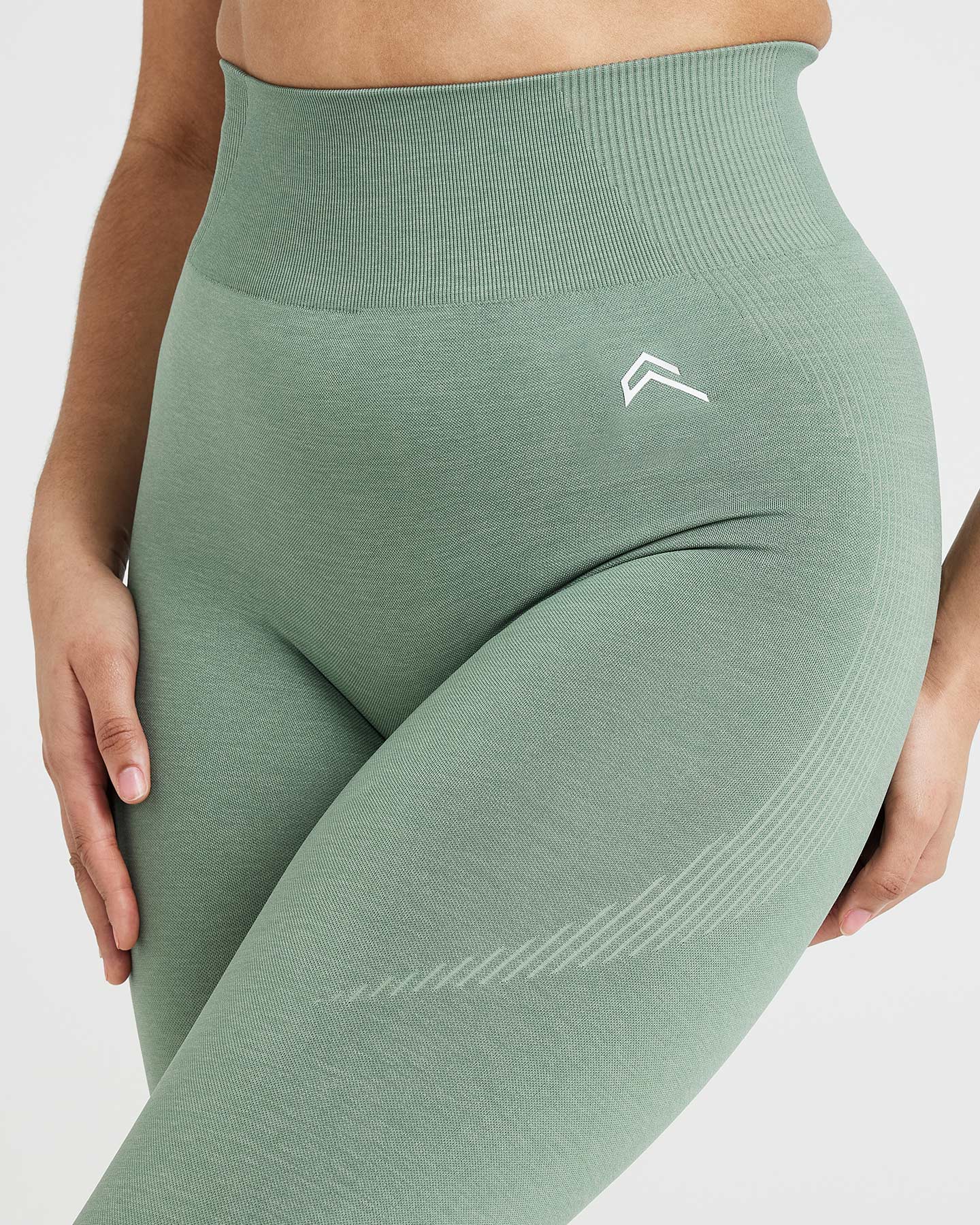 Classic Seamless 2.0 Leggings | Sage Marl - Image 4
