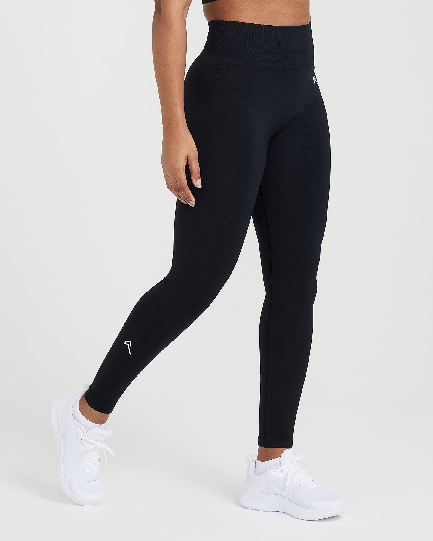 Alternative view of Classic Seamless 2.0 Leggings | Black Marl
