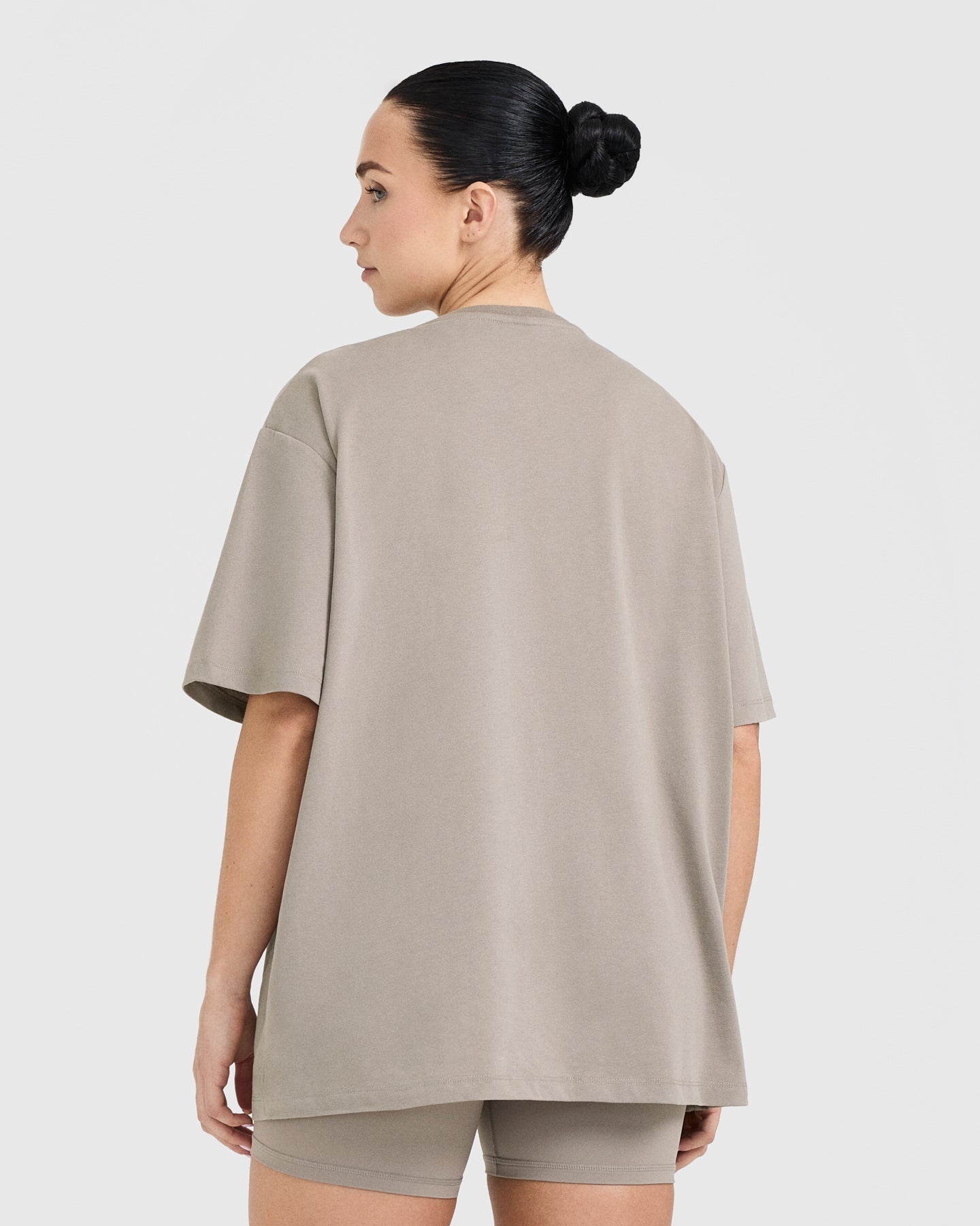 Alternative view of Classic Oversized Lightweight T-Shirt | Minky
