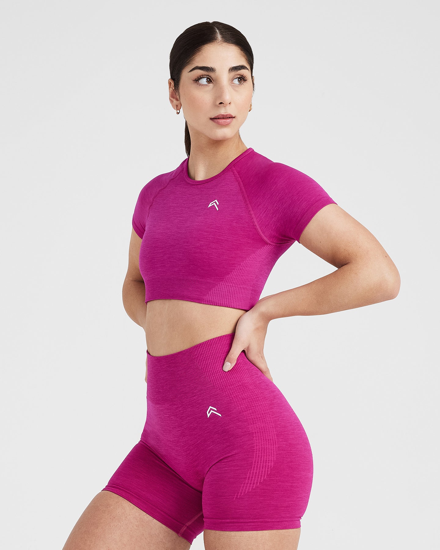 Alternative view of Classic Seamless 2.0 Short Sleeve Crop Top | Fuchsia Marl